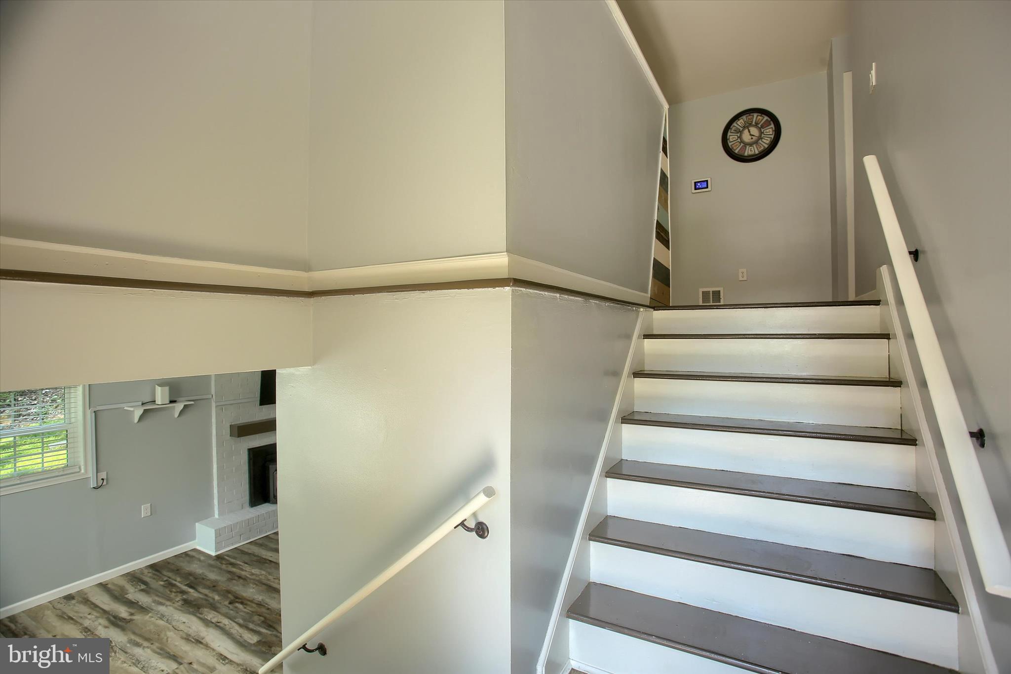 25 HICKORY ROAD