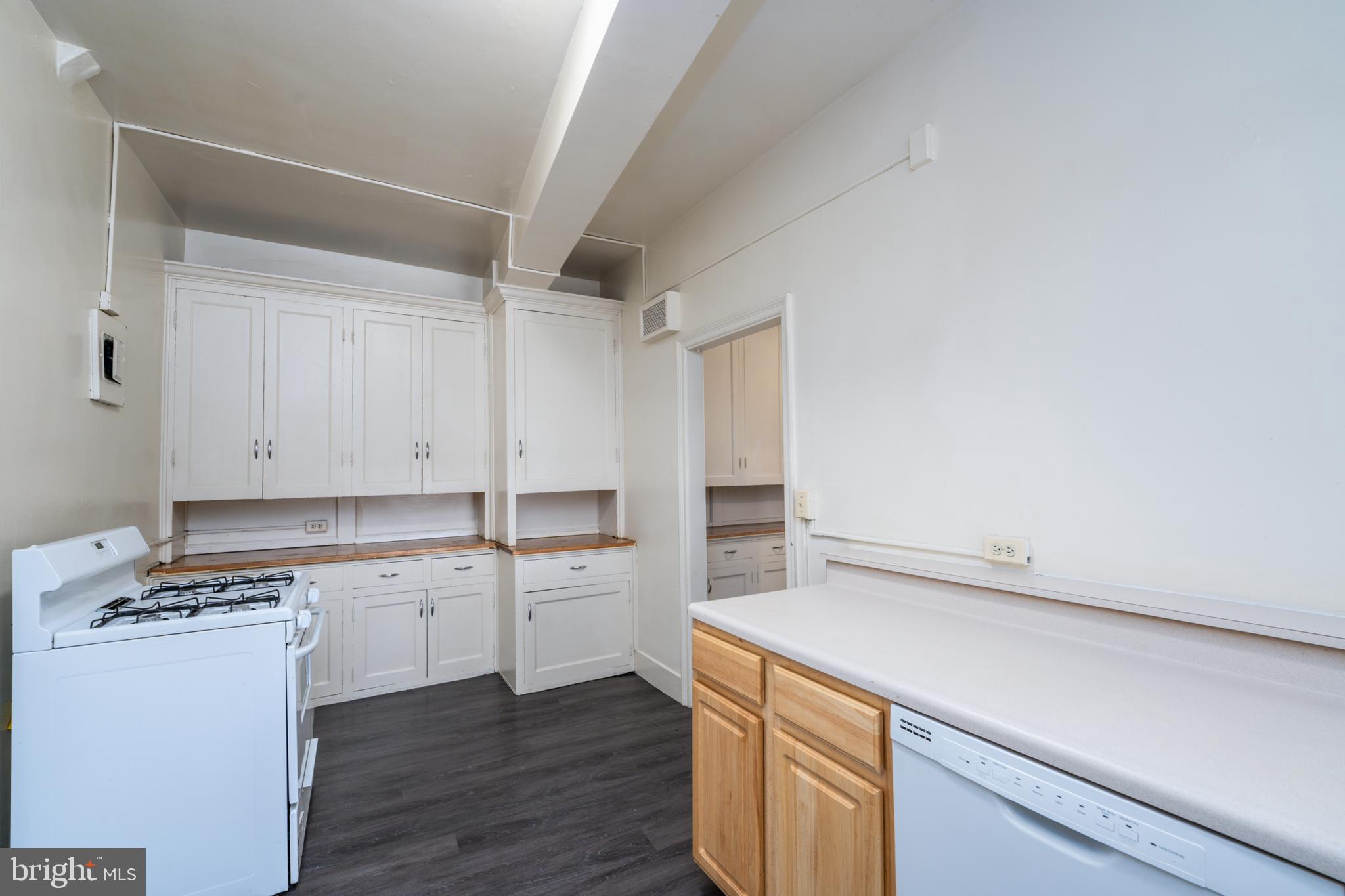 TUSCANY-CANTERBURY - Residential Lease