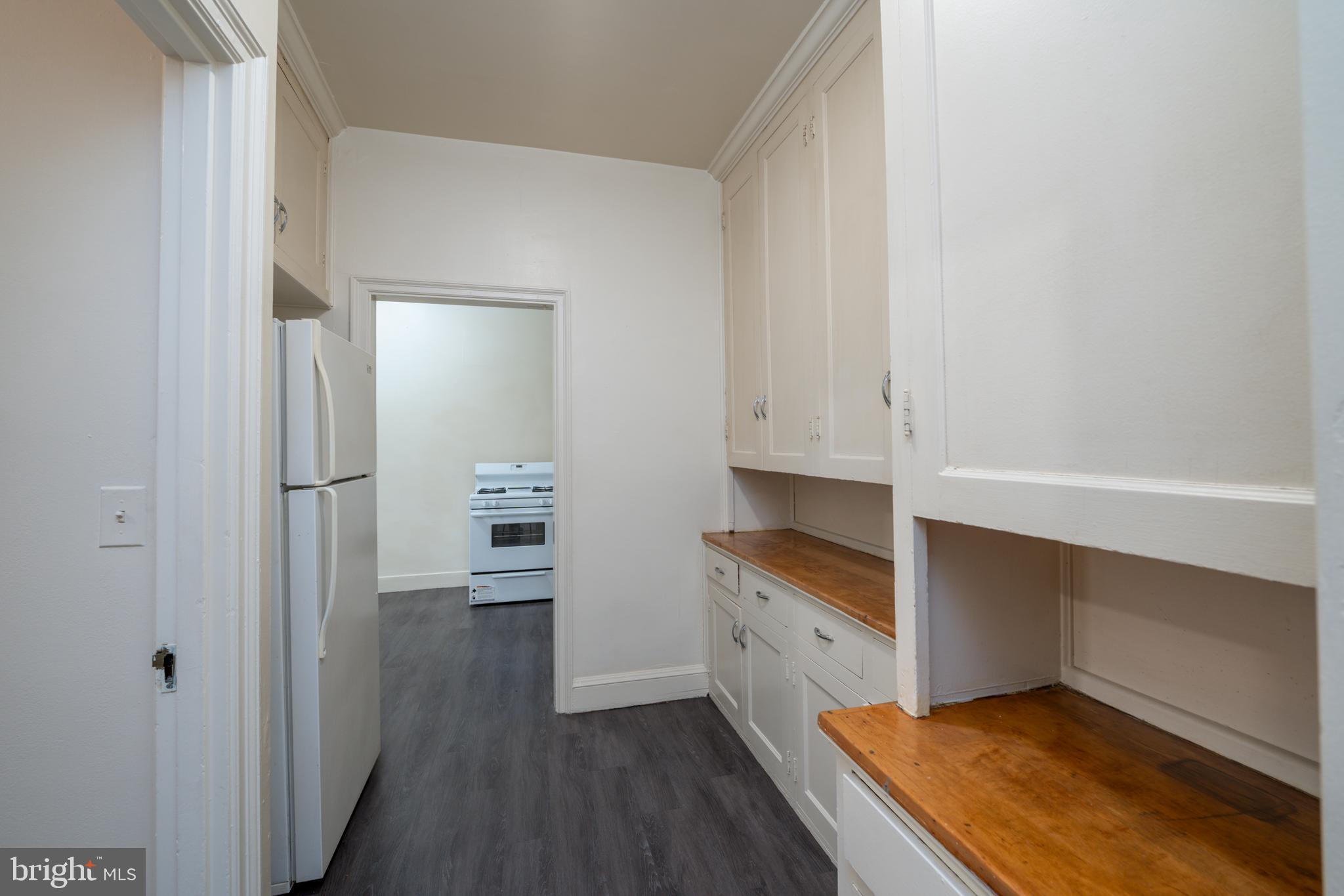 TUSCANY-CANTERBURY - Residential Lease