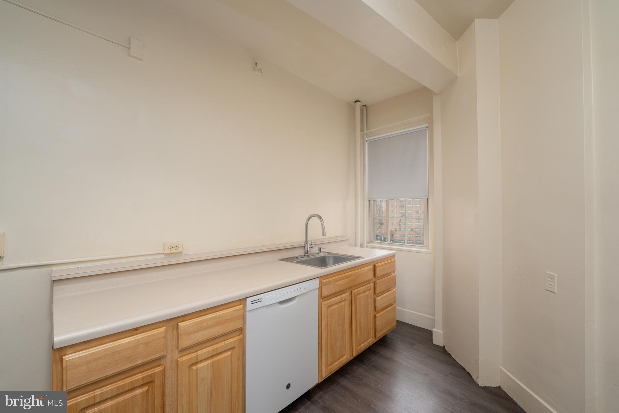 TUSCANY-CANTERBURY - Residential Lease