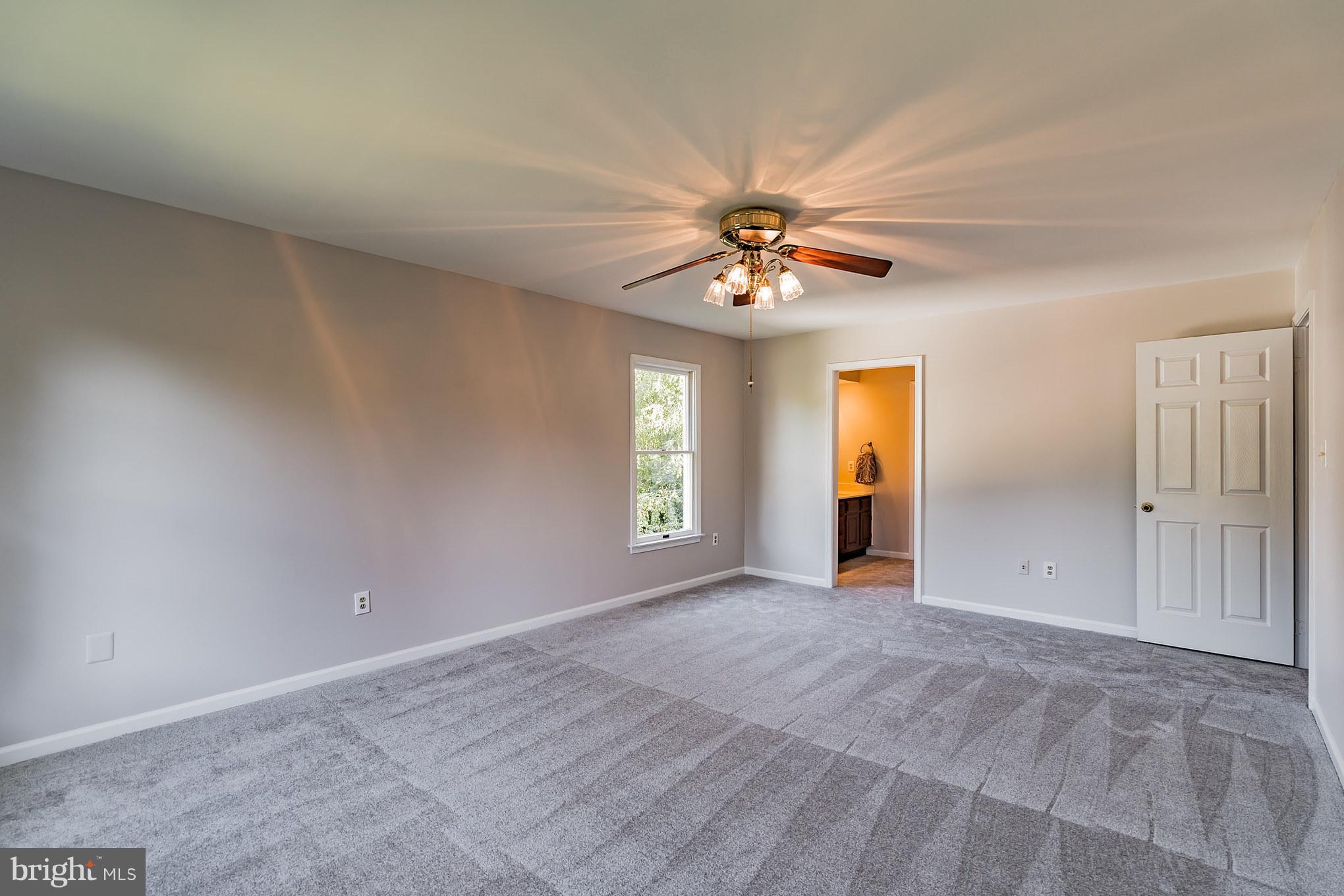 BROAD OAKS - Residential