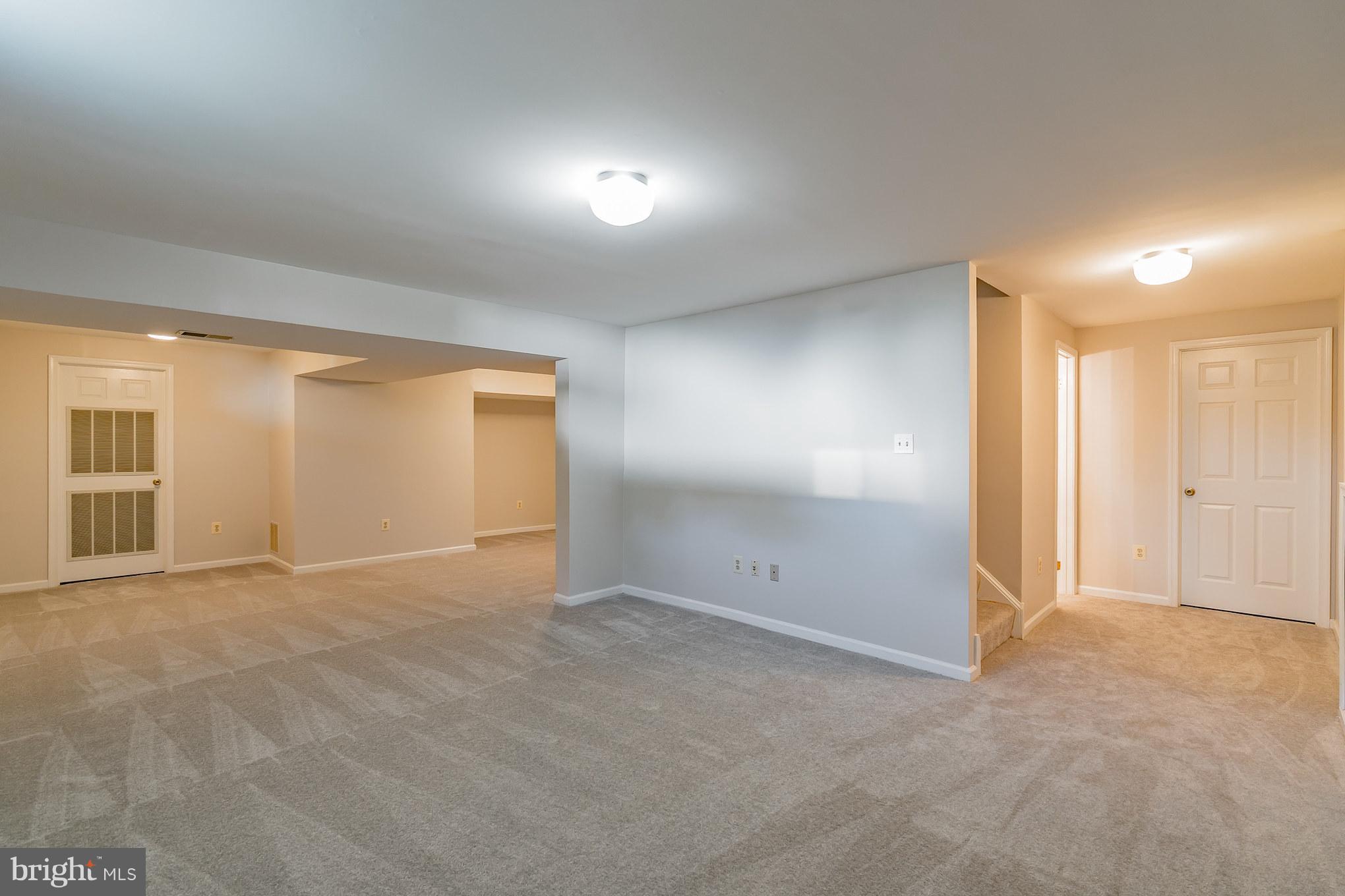 BROAD OAKS - Residential