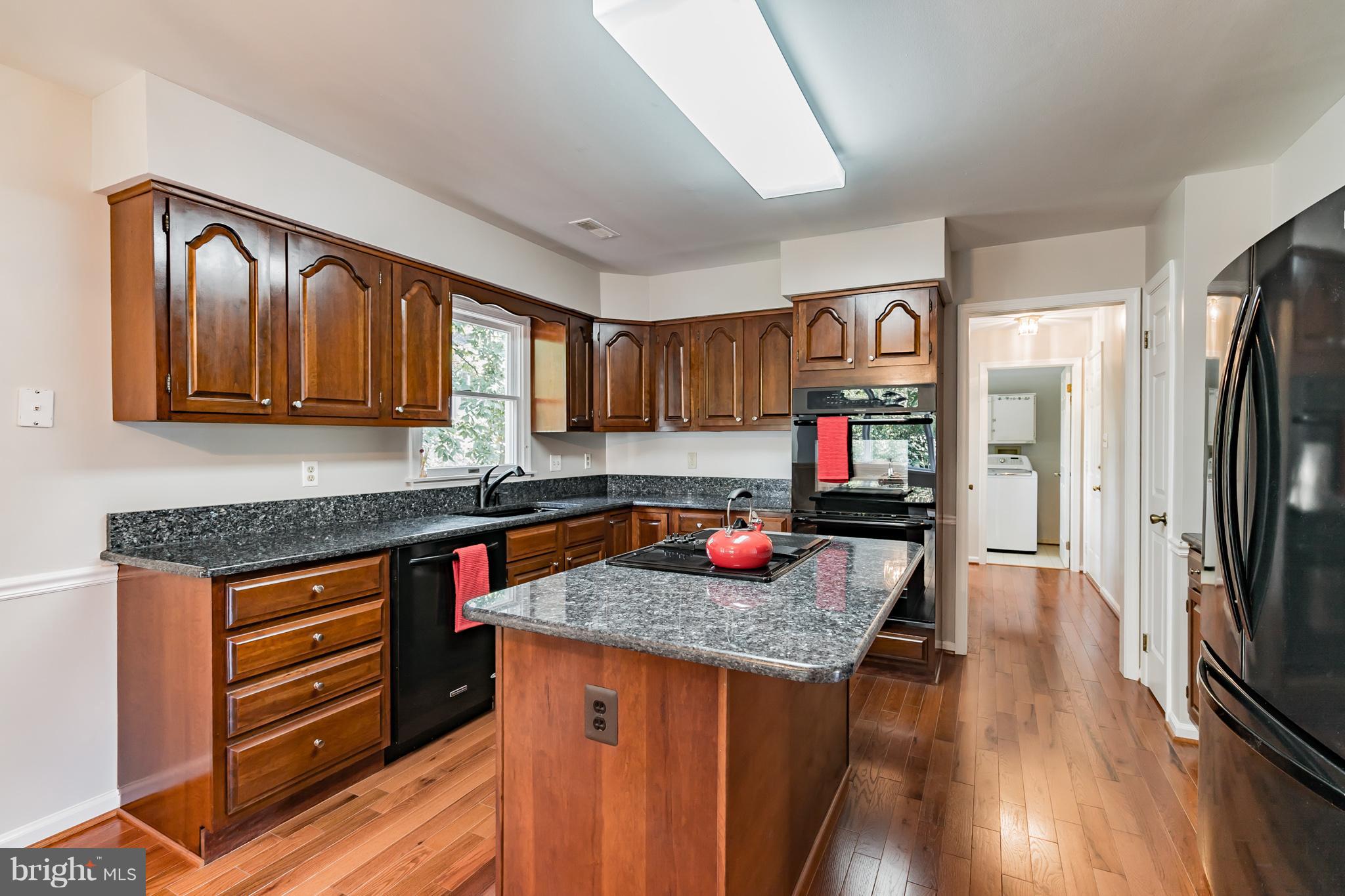 BROAD OAKS - Residential