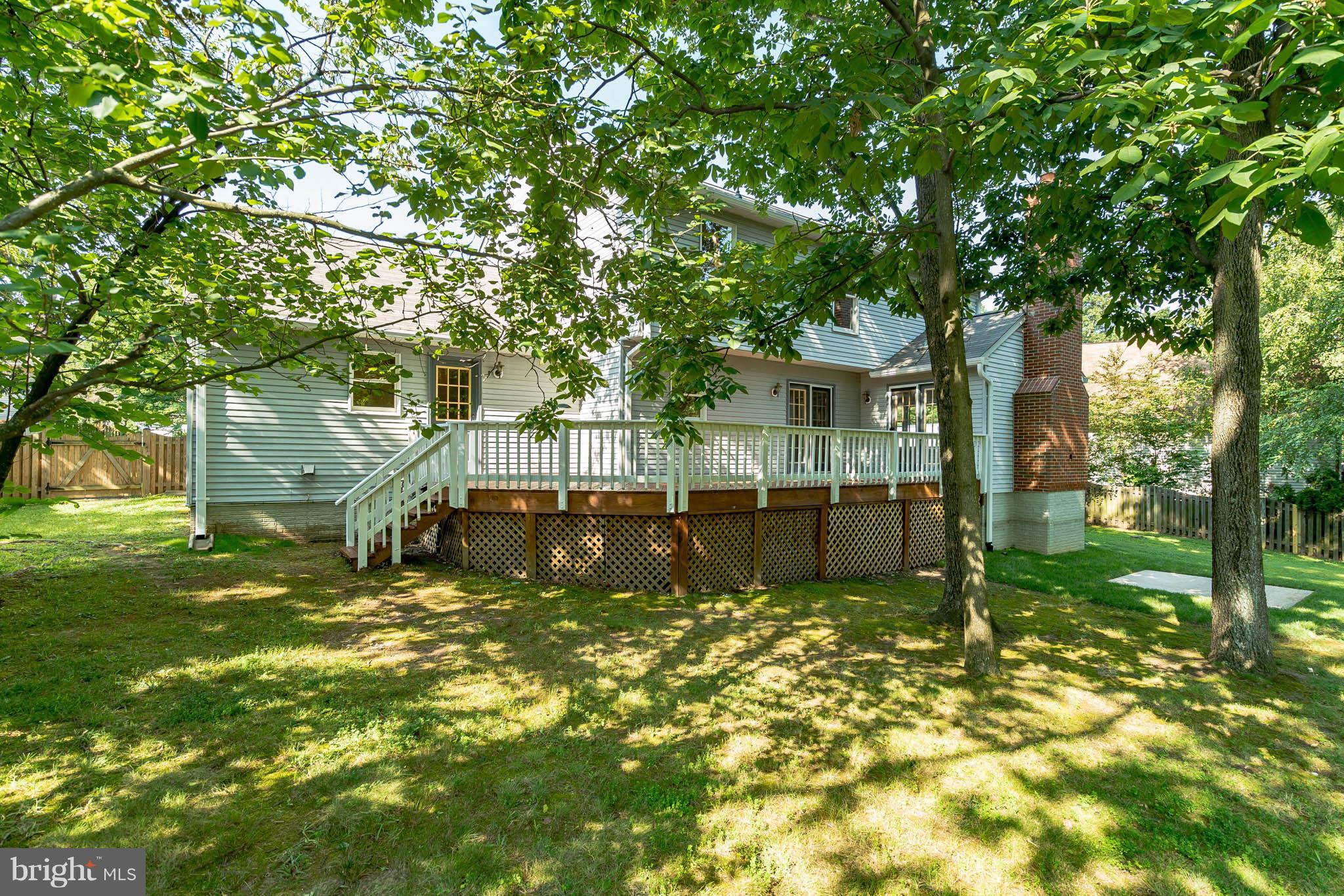 BROAD OAKS - Residential