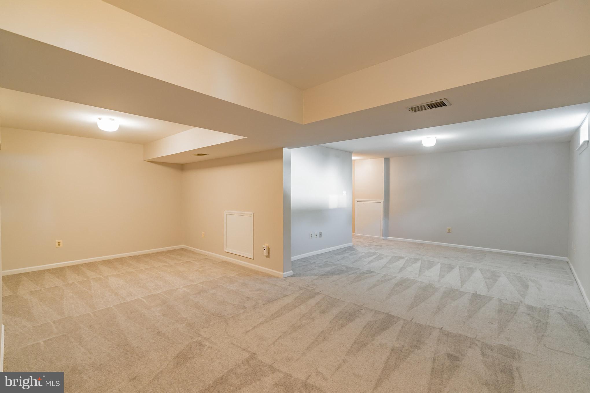 BROAD OAKS - Residential