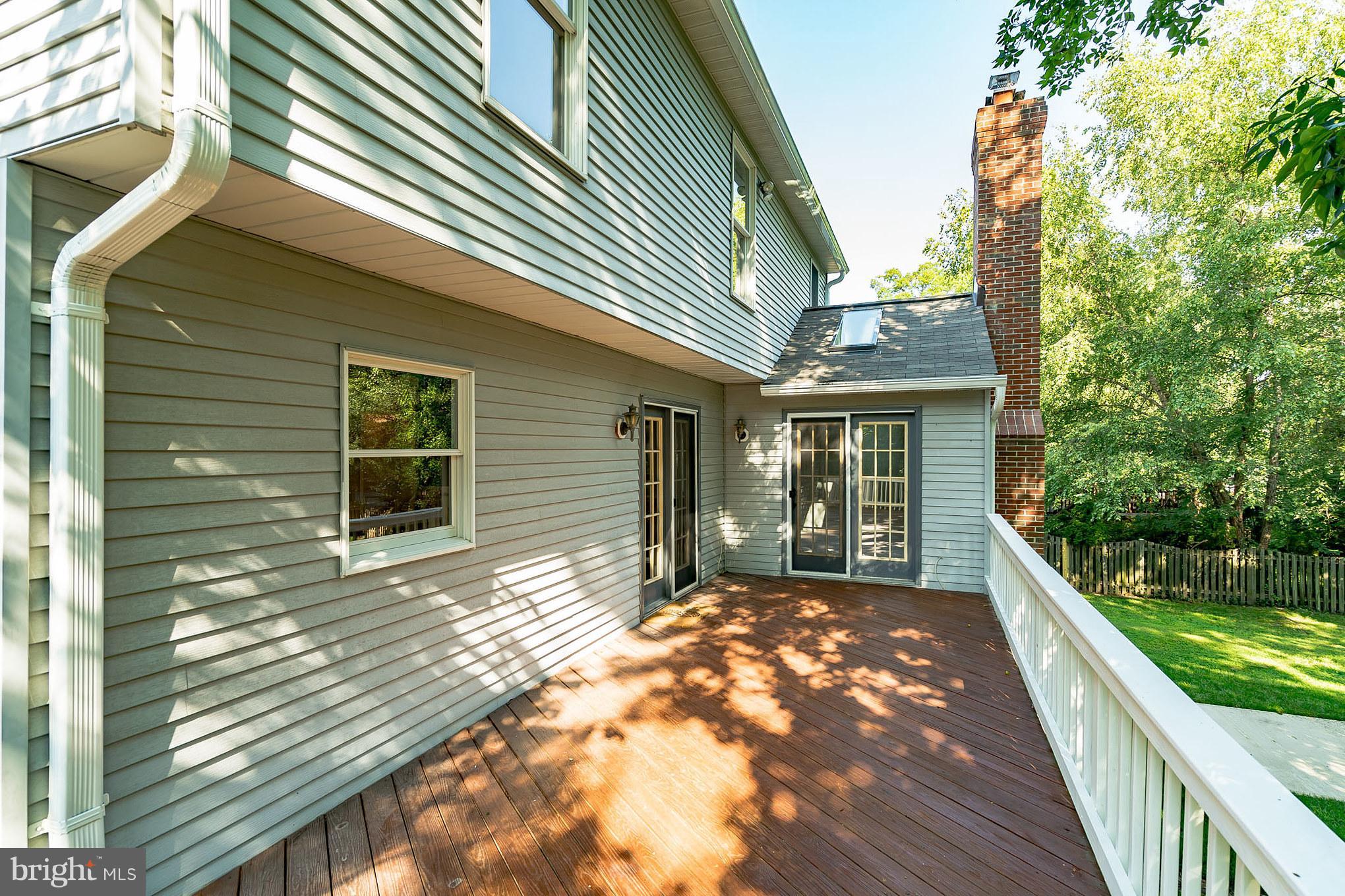 BROAD OAKS - Residential