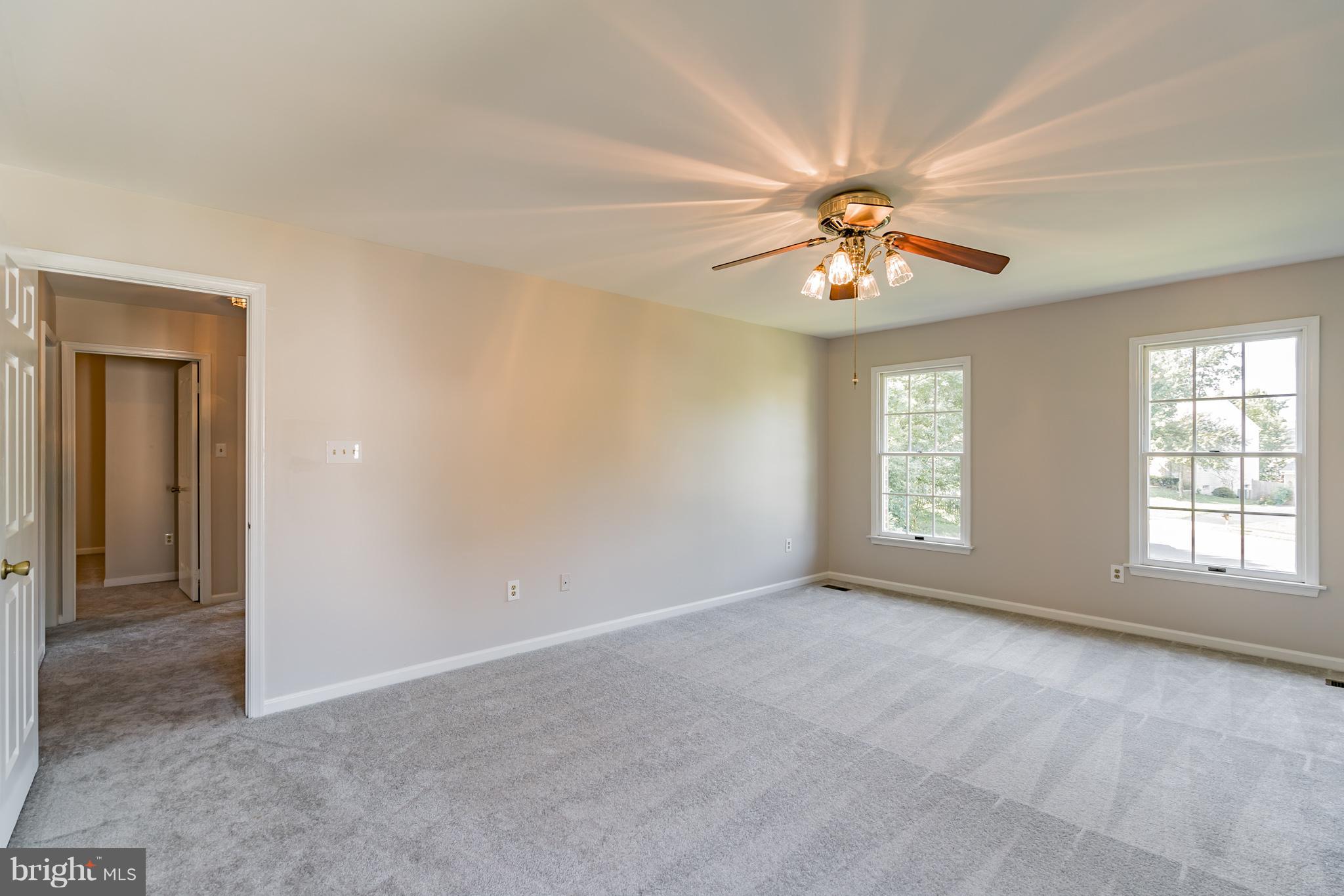 BROAD OAKS - Residential