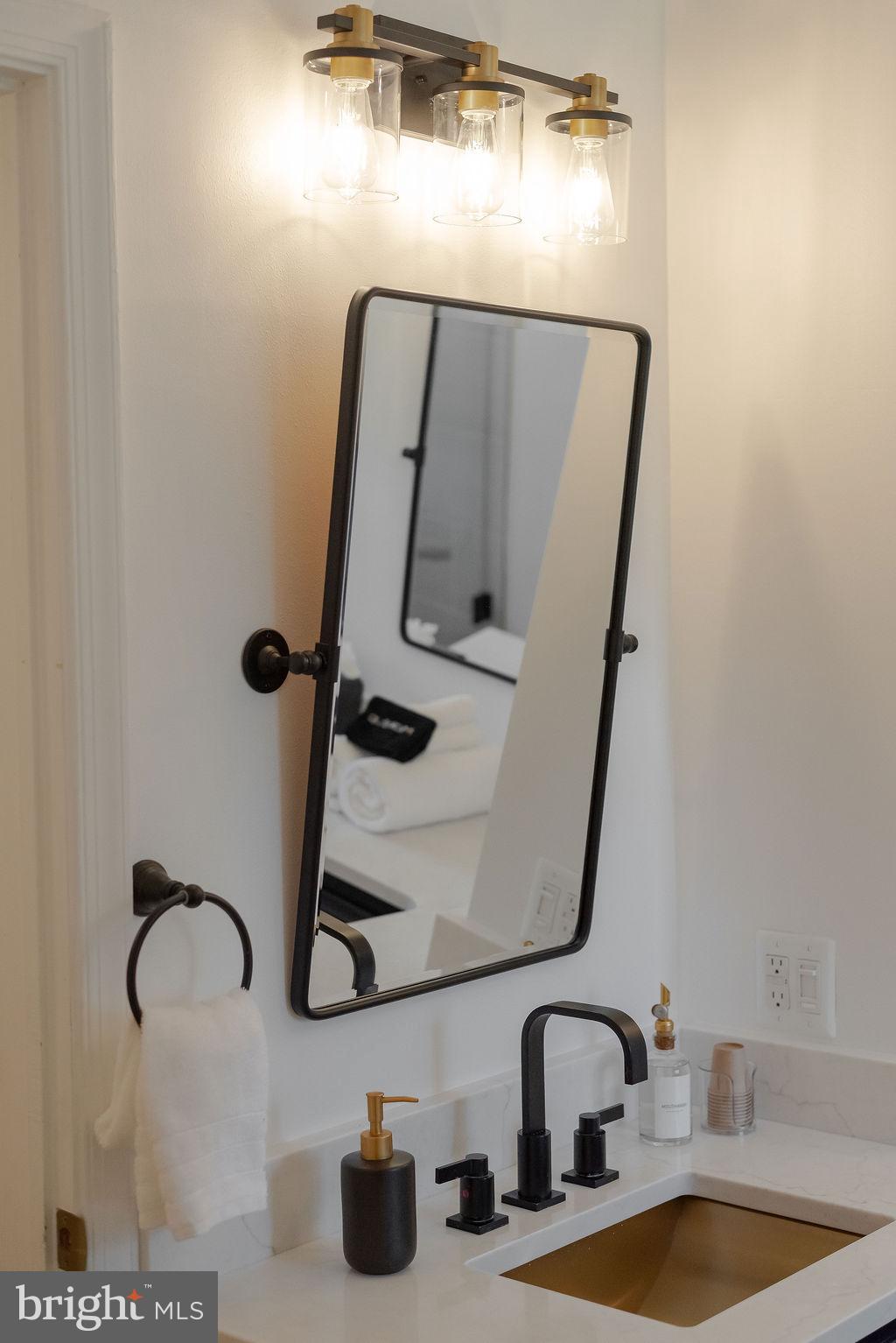 ESPERANZA FARMS - Residential