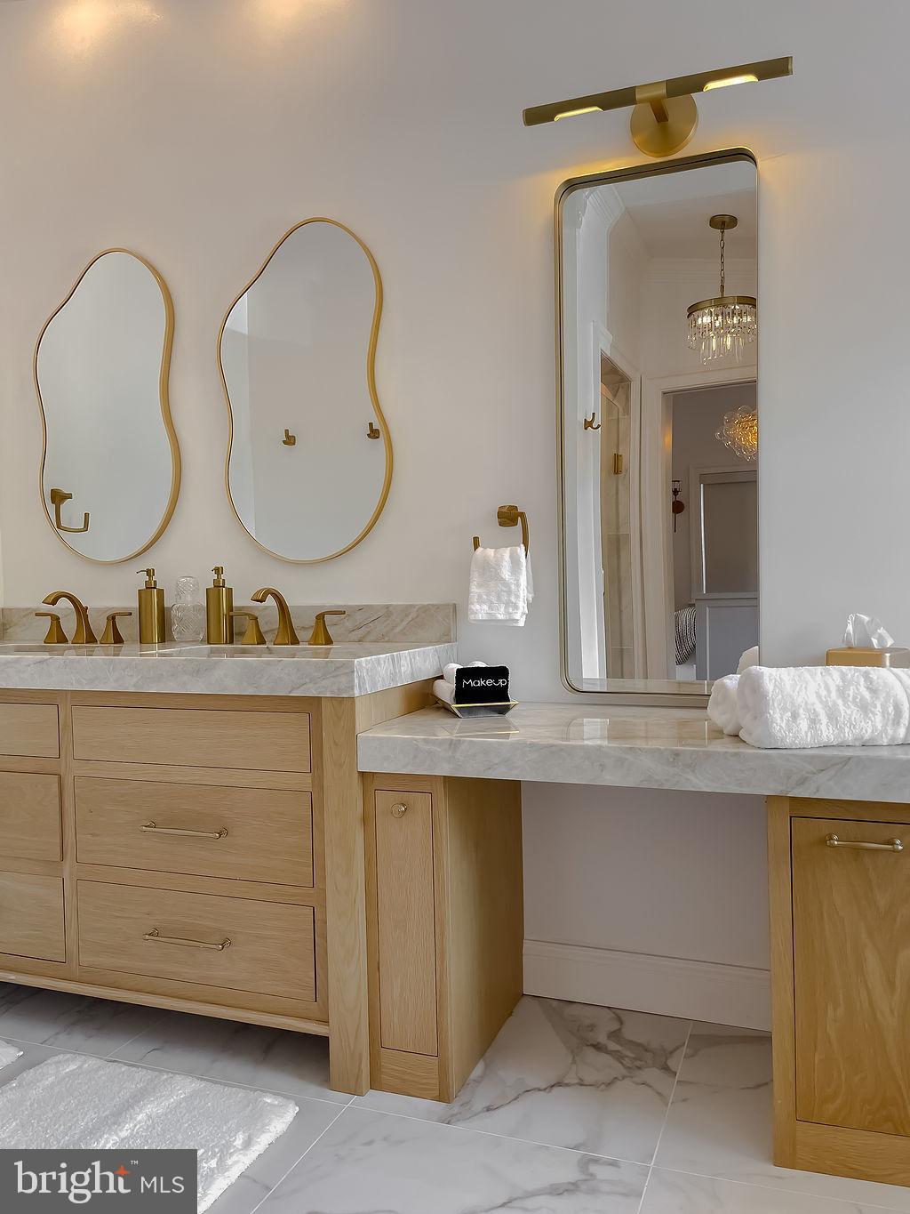 ESPERANZA FARMS - Residential