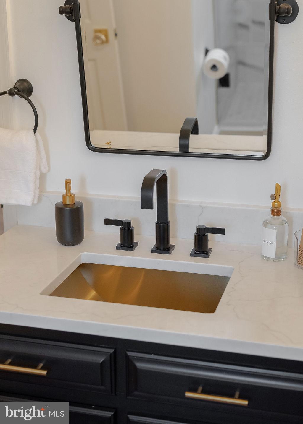 ESPERANZA FARMS - Residential