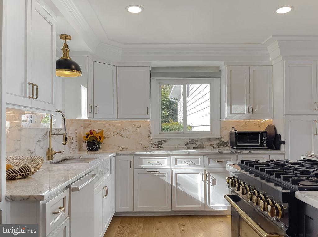 ESPERANZA FARMS - Residential