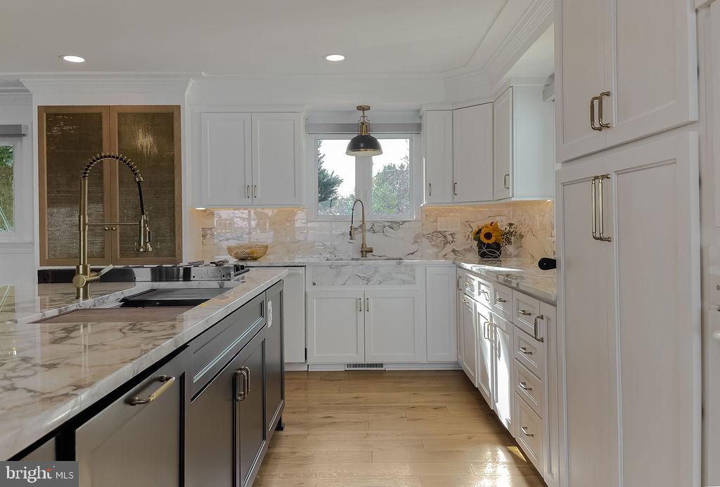 ESPERANZA FARMS - Residential