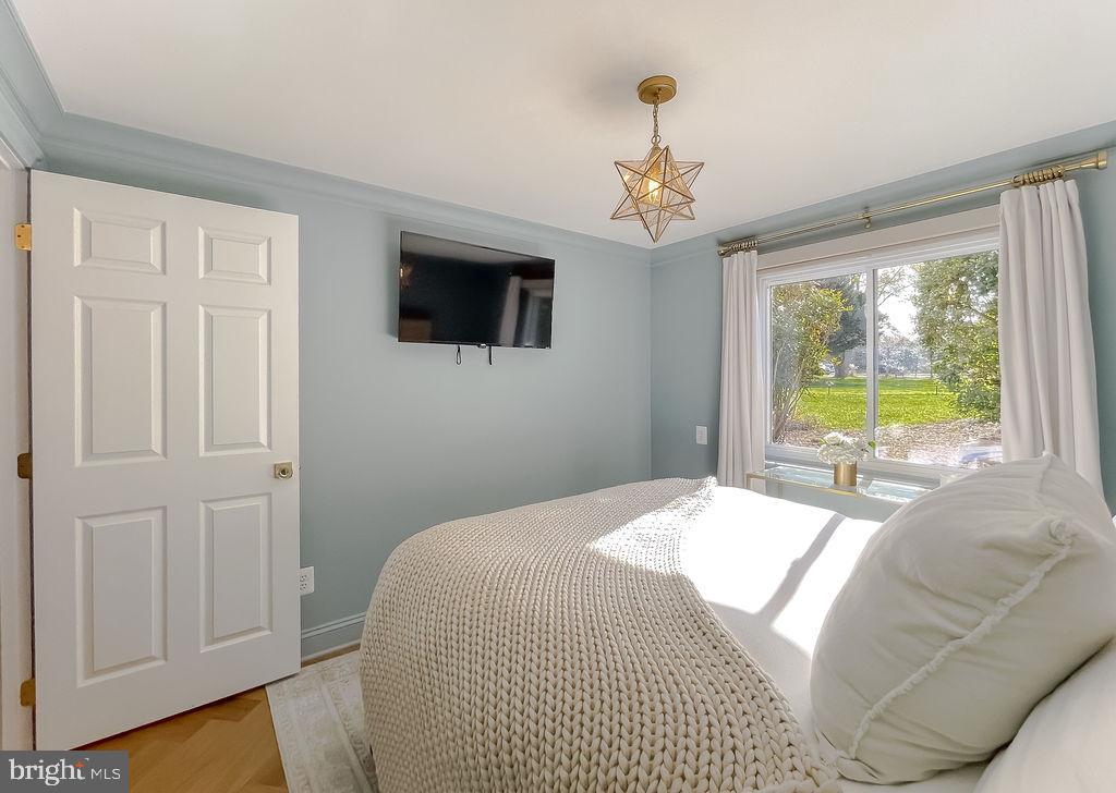 ESPERANZA FARMS - Residential