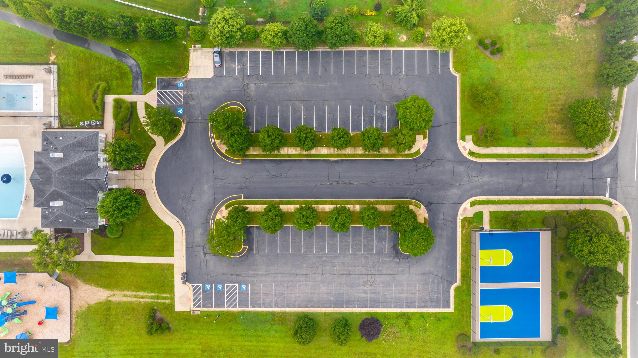 THE FALLS AT LEE'S PARKE - Residential