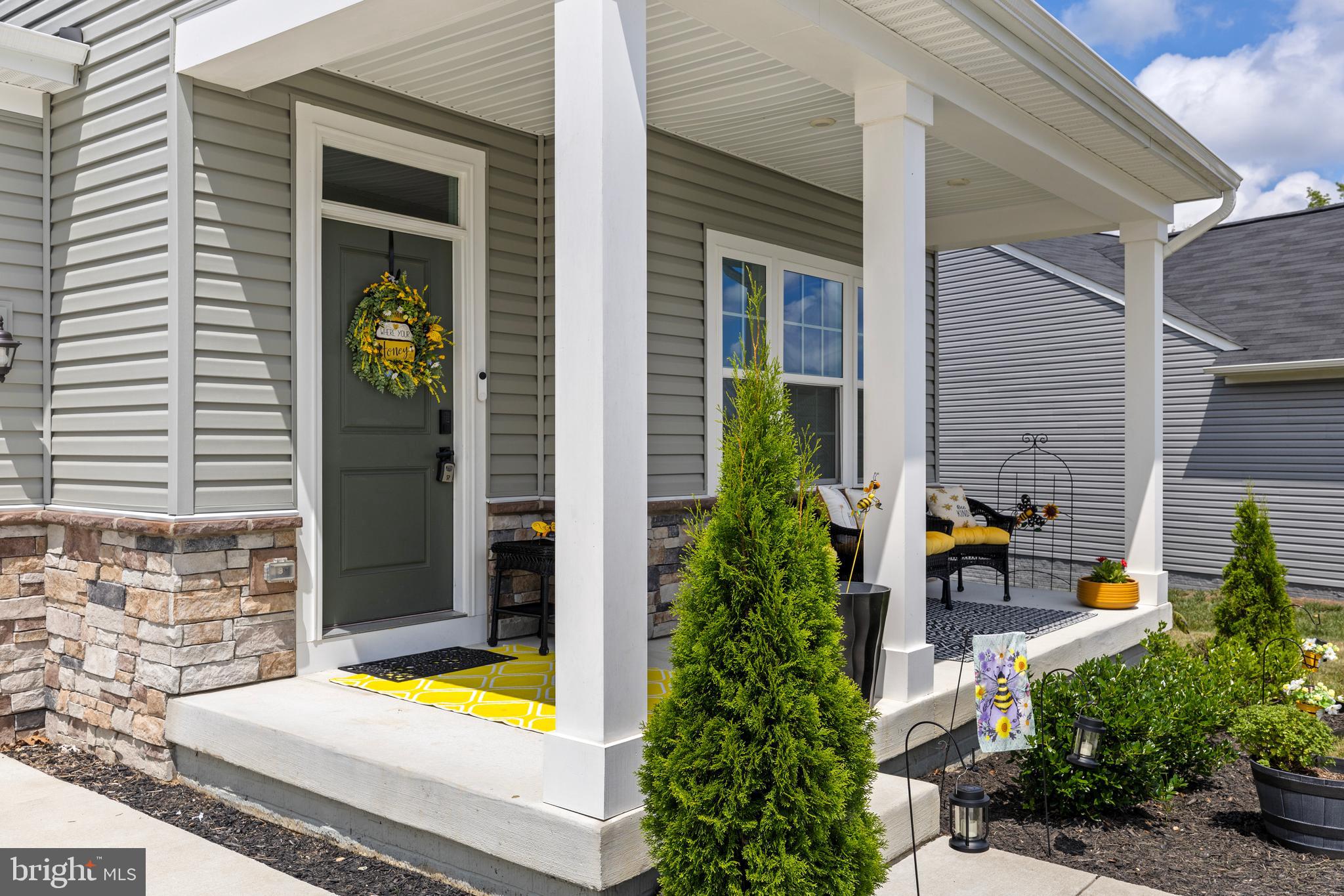 THE FALLS AT LEE'S PARKE - Residential