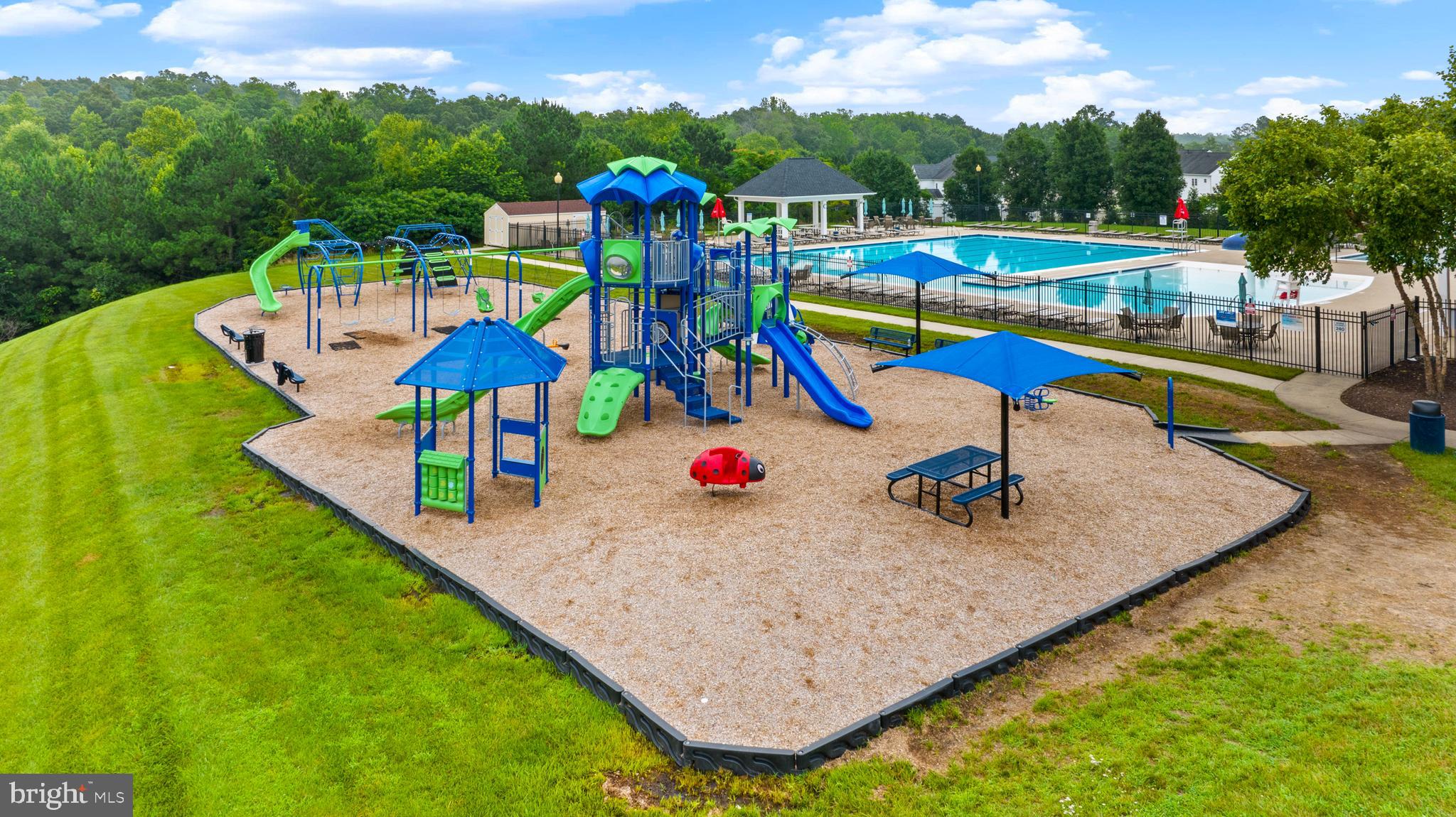 THE FALLS AT LEE'S PARKE - Residential