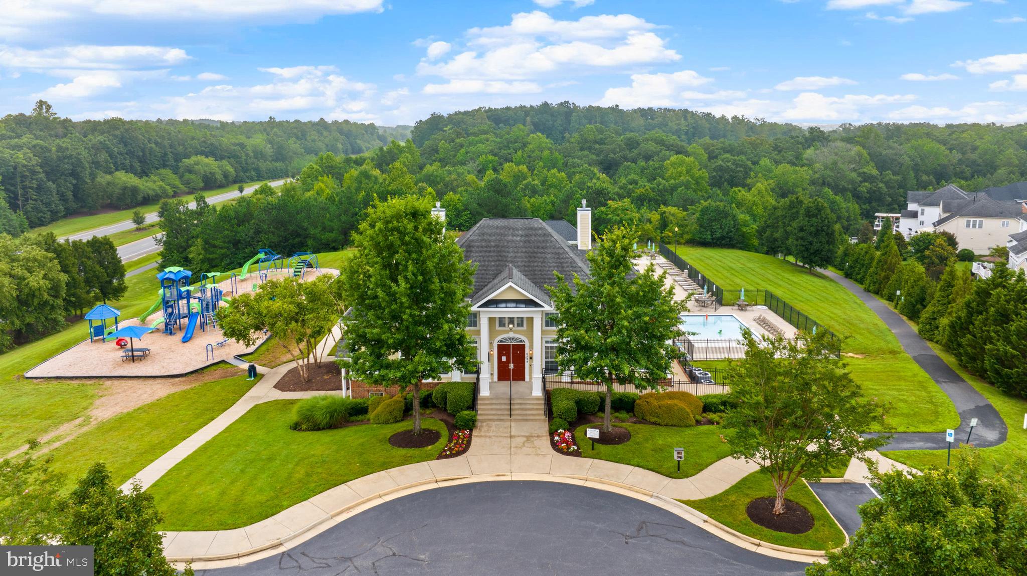 THE FALLS AT LEE'S PARKE - Residential
