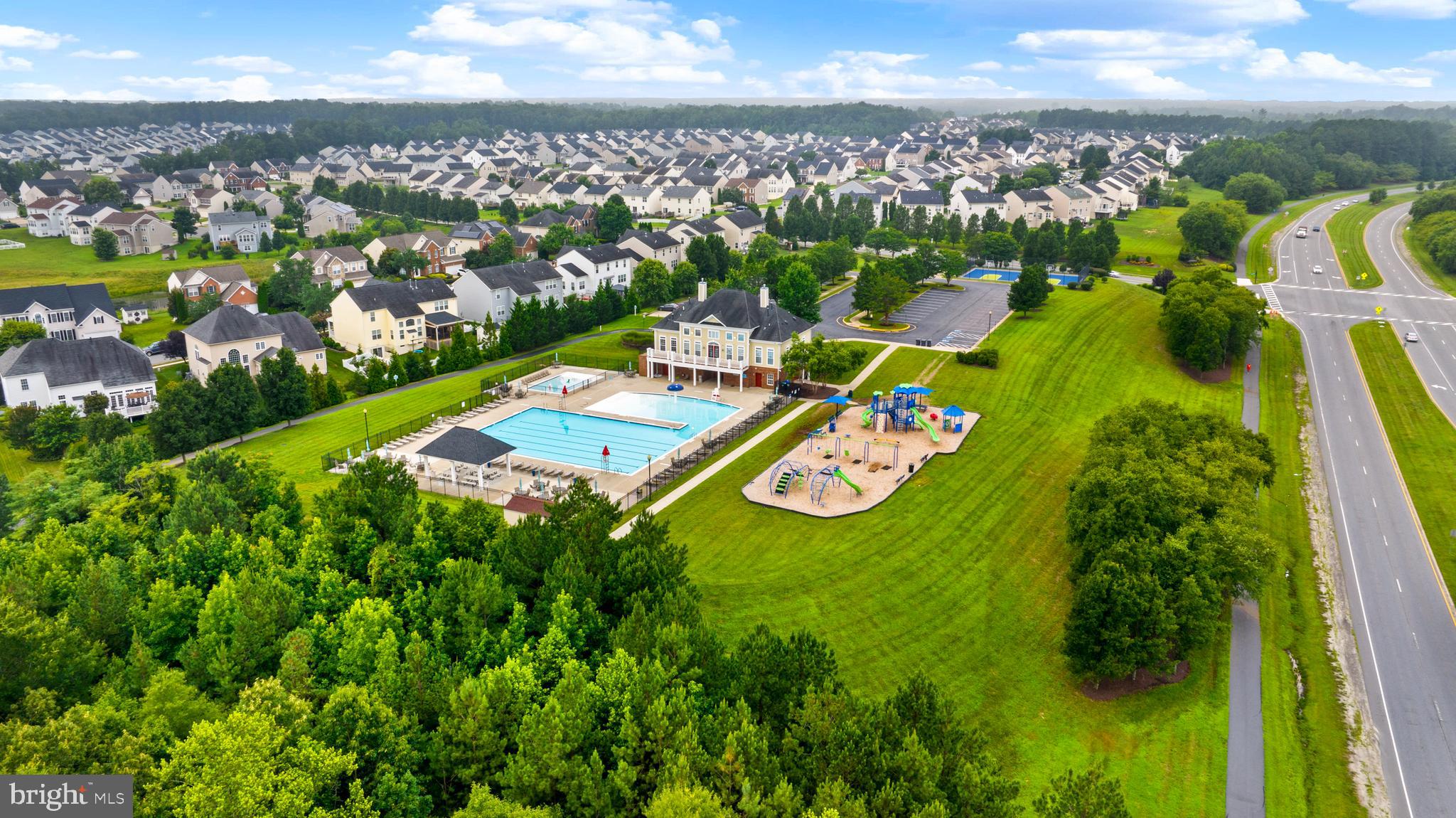 THE FALLS AT LEE'S PARKE - Residential