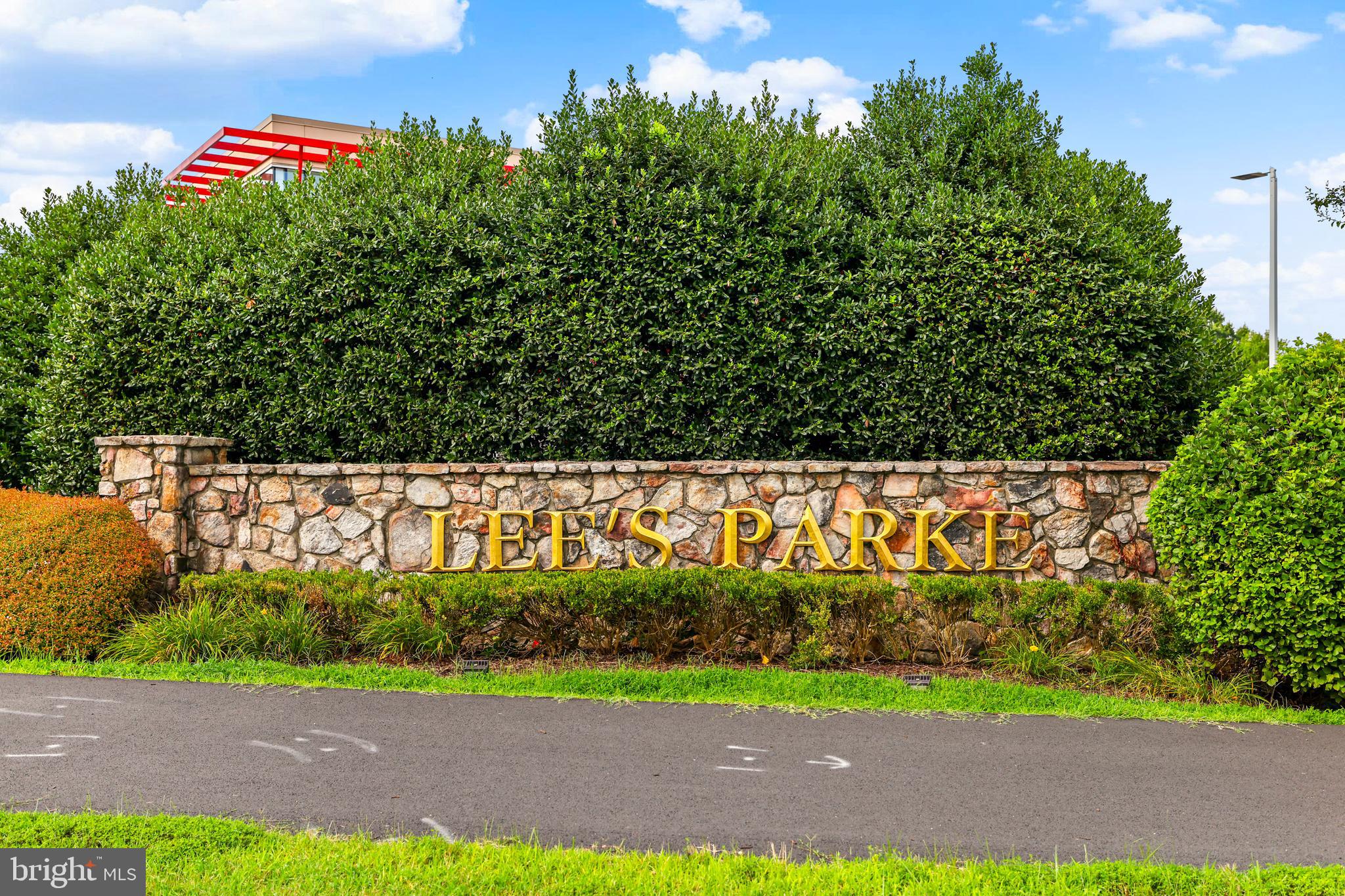 THE FALLS AT LEE'S PARKE - Residential