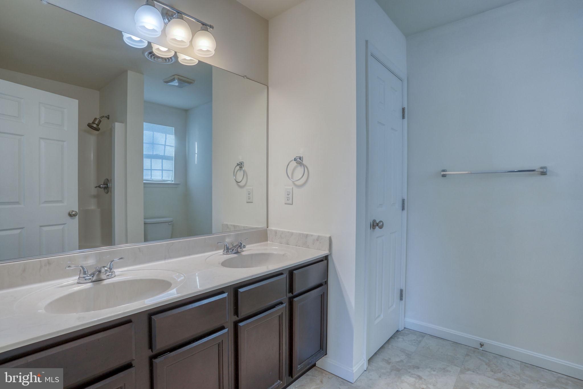 GREENS AT WYOMING - Residential