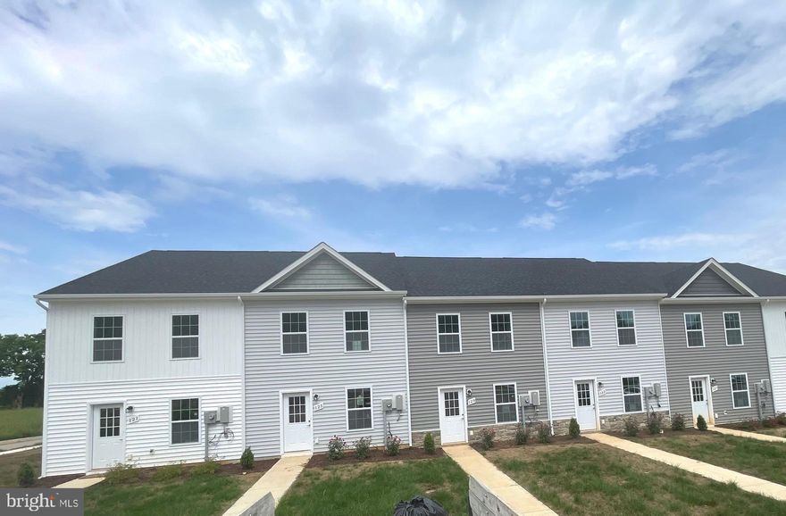 Model home located at 191 White Violet Way.  30 day delivery! Builder offering $5,000 in closing costs!   Welcome to this beautifully designed townhouse, offering the perfect blend of space, comfort, and functionality. With 1,296 square feet of well-planned living area, this home is ideal for families and those who appreciate a thoughtful layout.  As you enter, you'll immediately notice the convenient setup, with one bedroom and a full bathroom downstairs. This ground-floor bedroom offers flexibility and accessibility, making it a perfect space for guests, kids play area or home office if desired.  Venture further into the home, and you'll be impressed by the inviting living space adorned with ample natural light that bathes the room, creating a warm and welcoming ambiance. The kitchen, overlooking the living area, is a chef's haven, boasting modern appliances, sleek countertops, and plenty of storage for all your culinary needs.  Upstairs, you'll find two more generously sized bedrooms, each with its own ensuite bathroom. The primary suite is a true oasis, featuring a spacious layout, a well-appointed bathroom, and a walk-in closet to accommodate your wardrobe.

Open House: Saturdays and Sundays 12:00PM-3:00PM