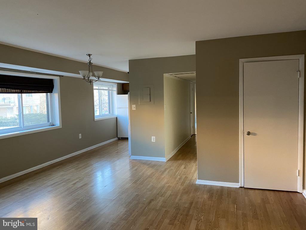 BOLLING BROOK - Residential Lease