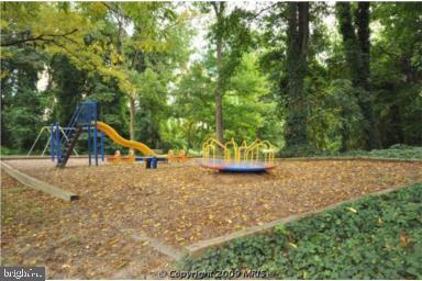 BOLLING BROOK - Residential Lease