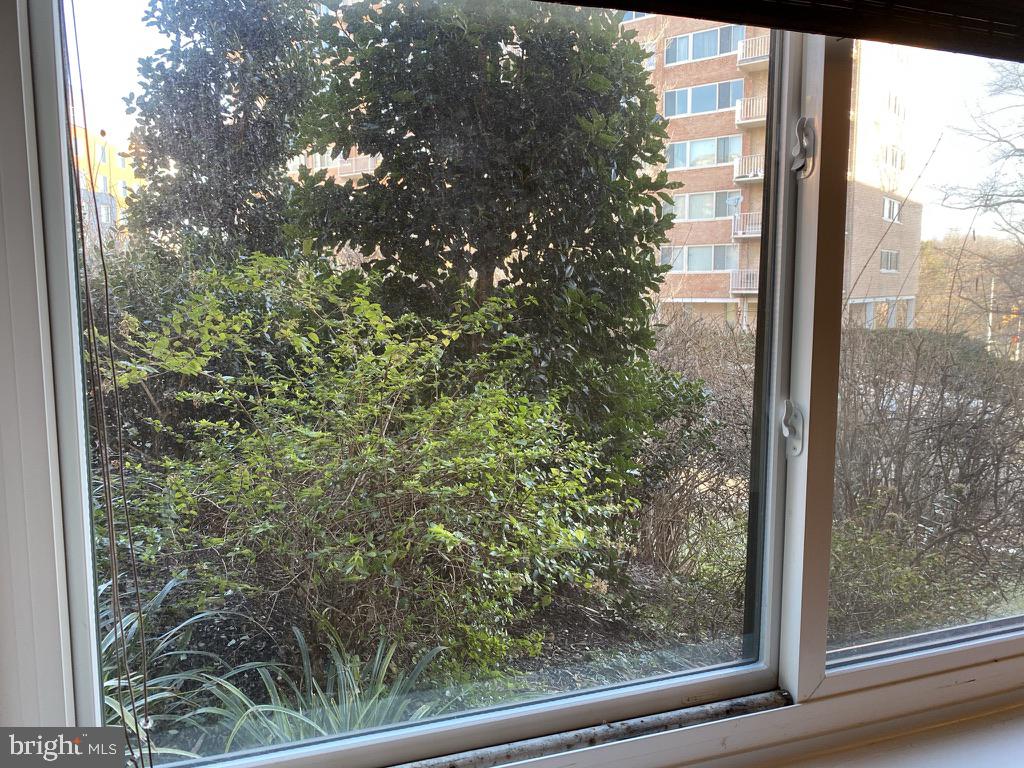 BOLLING BROOK - Residential Lease