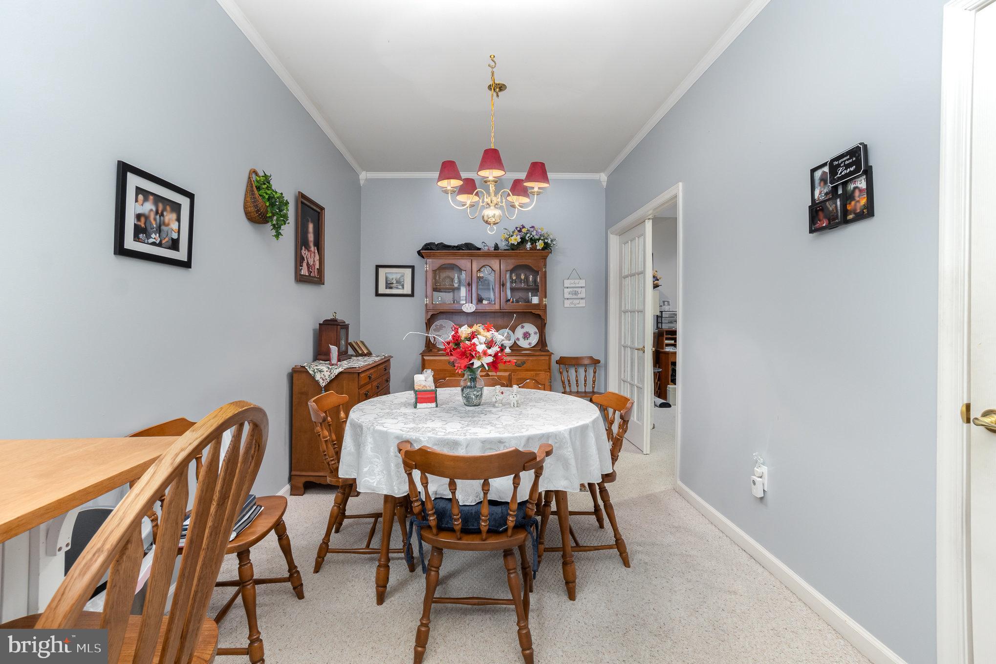 MEADOWVIEW VILLAGE - Residential