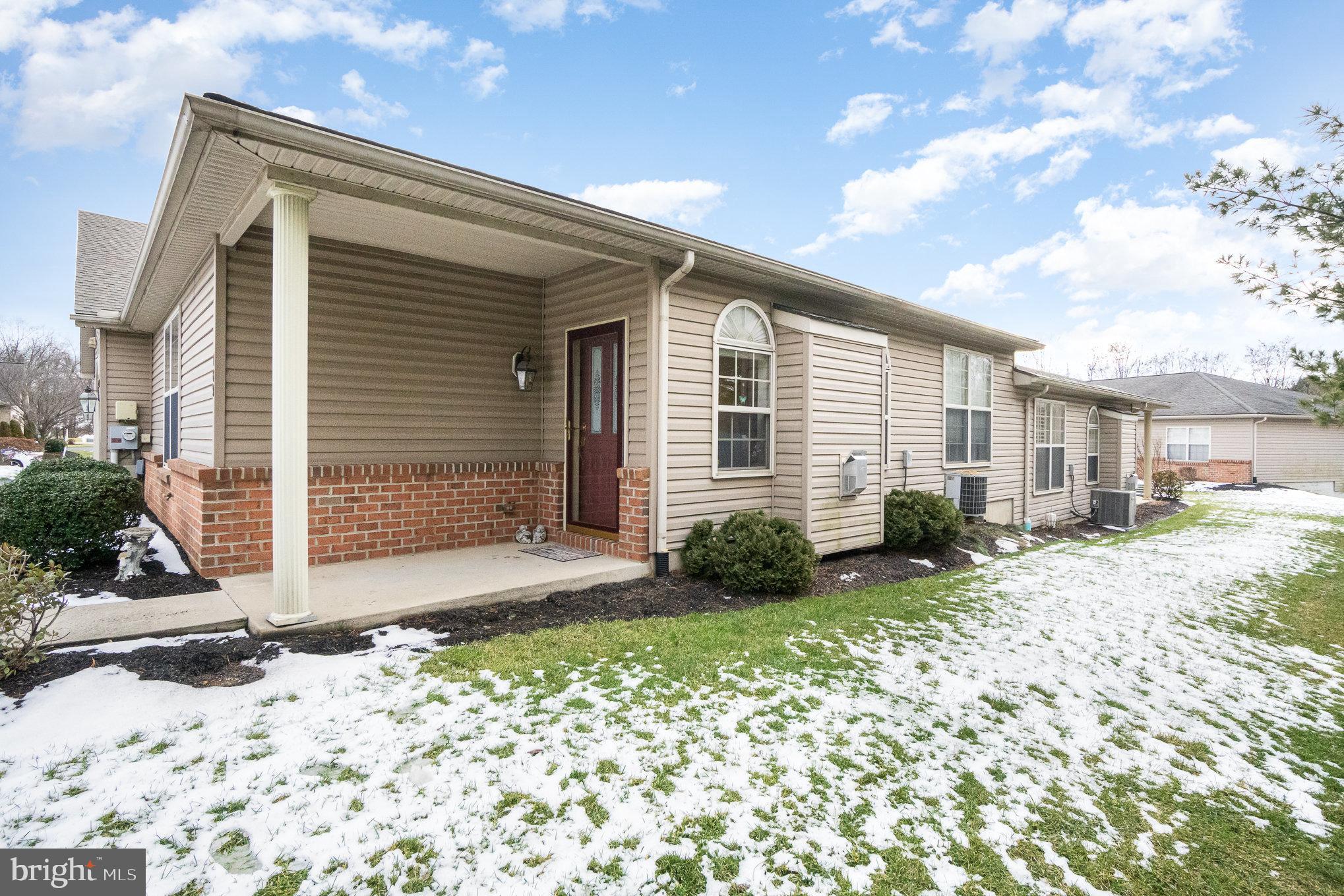 MEADOWVIEW VILLAGE - Residential