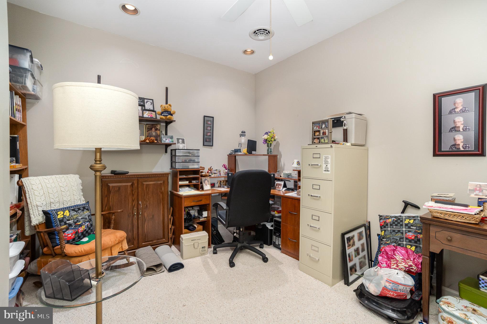 MEADOWVIEW VILLAGE - Residential