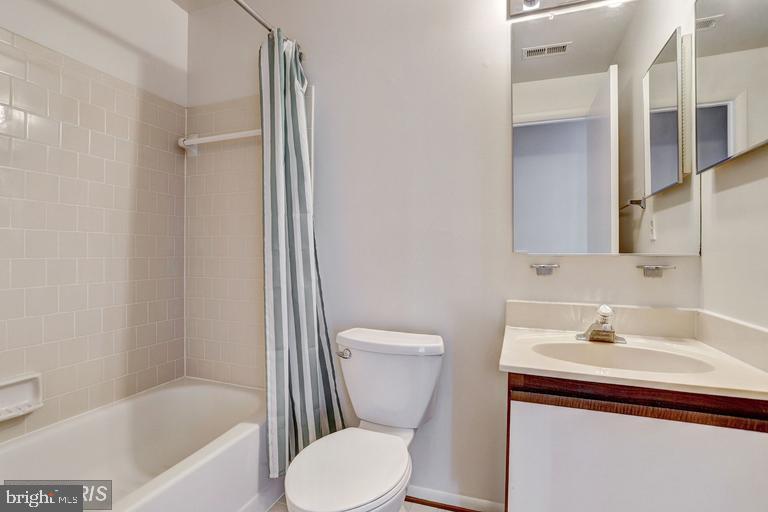 PARTRIDGE KNOLL - Residential Lease