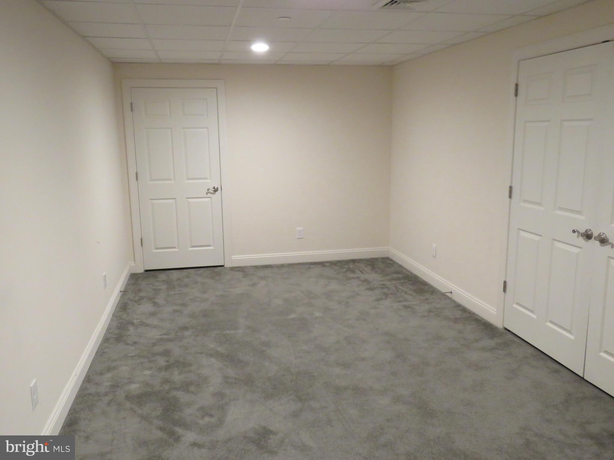 PENNS POINT - Residential Lease