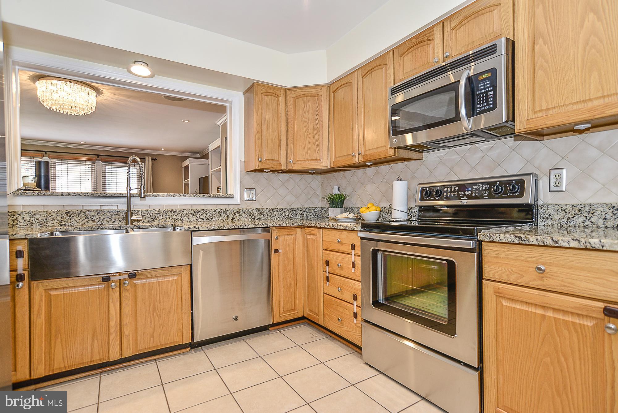 DUNN LORING VILLAGE - Residential