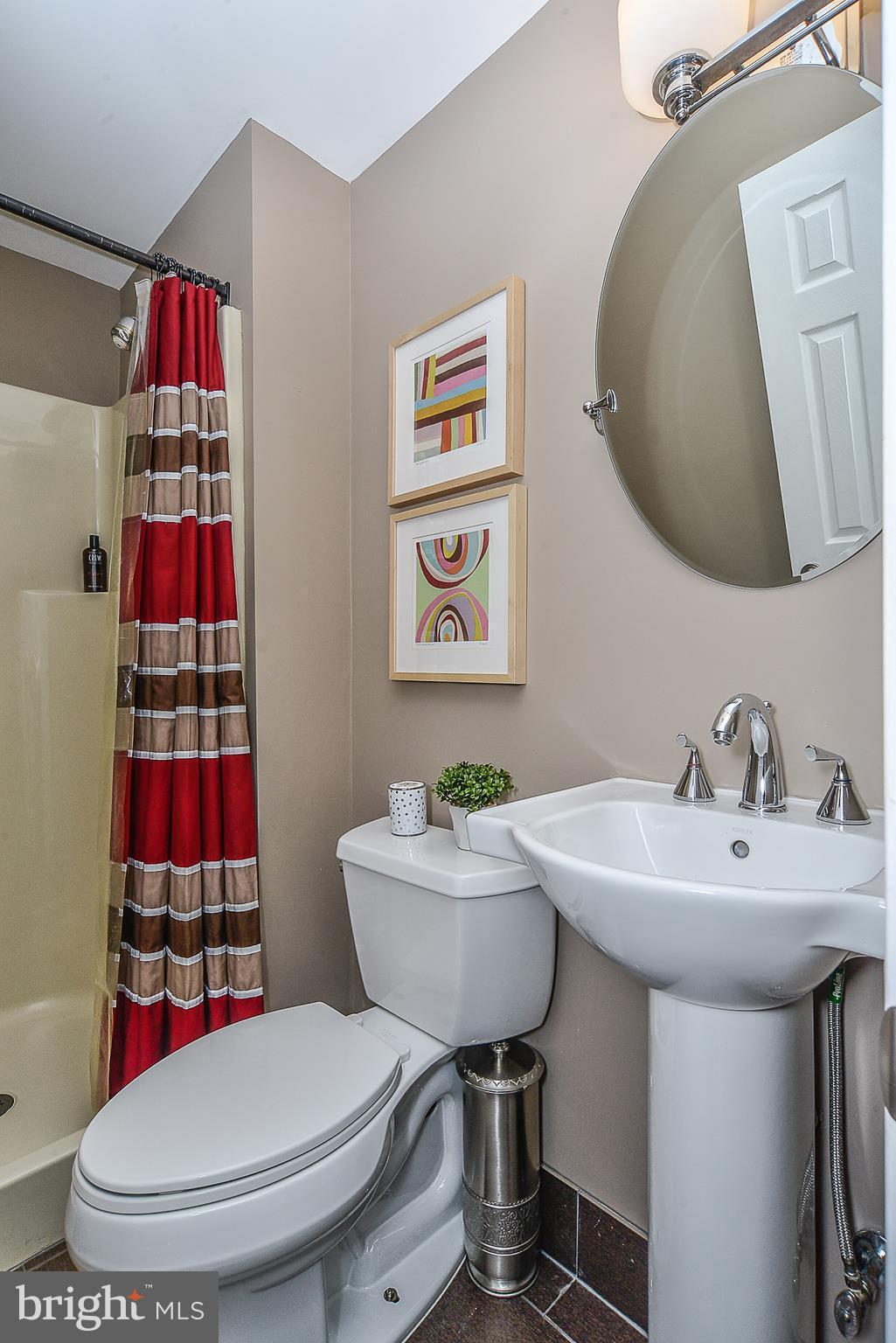 DUNN LORING VILLAGE - Residential