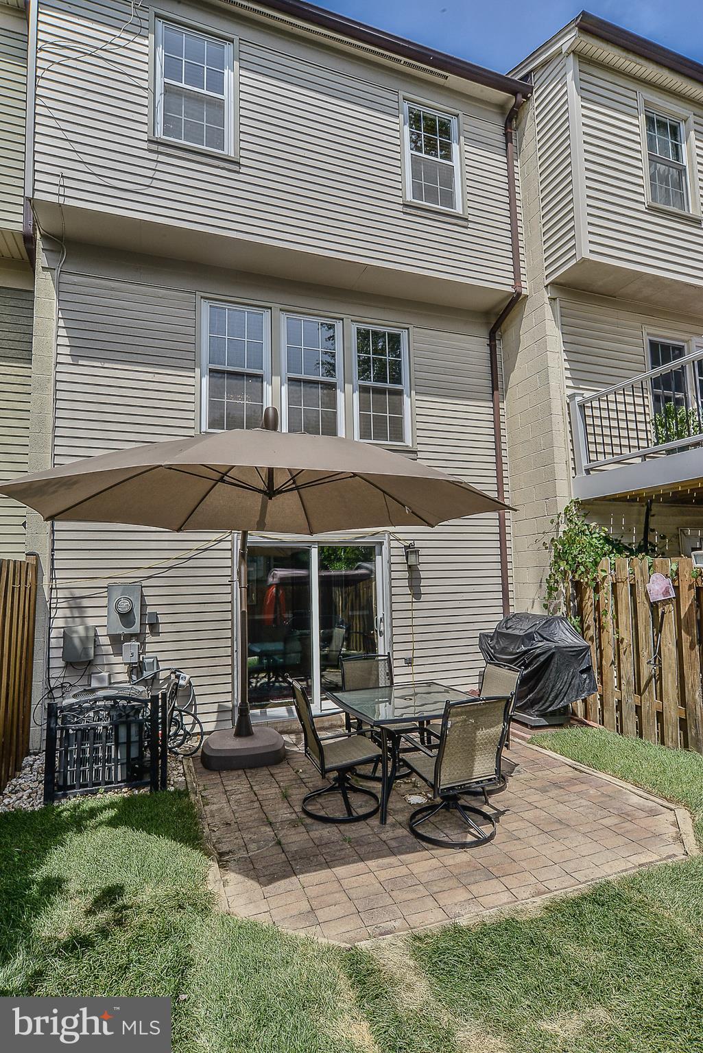 DUNN LORING VILLAGE - Residential