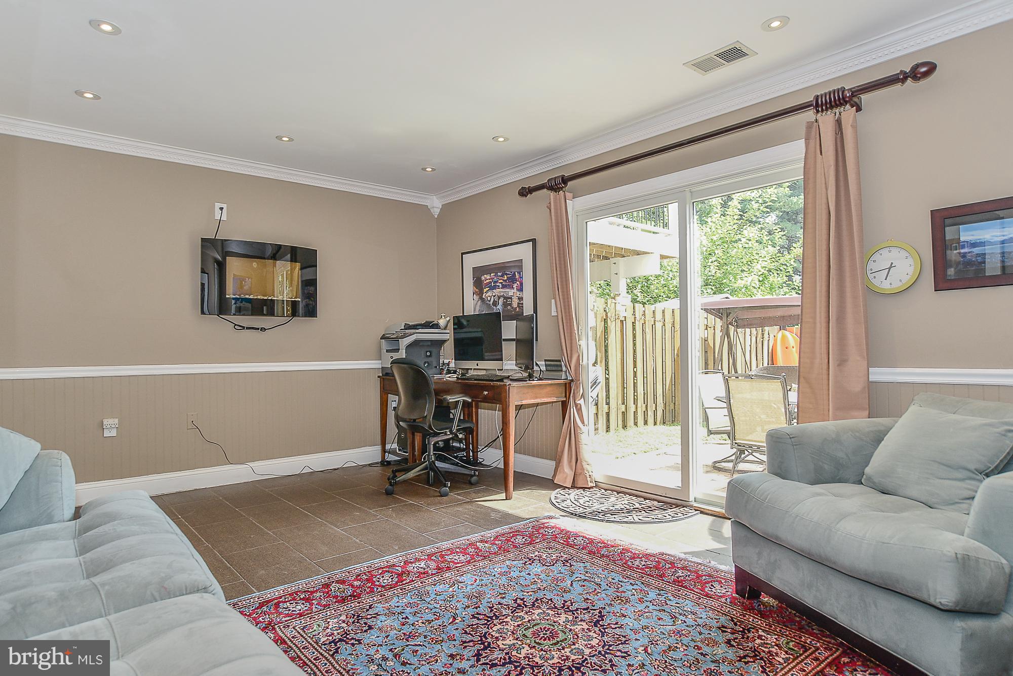 DUNN LORING VILLAGE - Residential