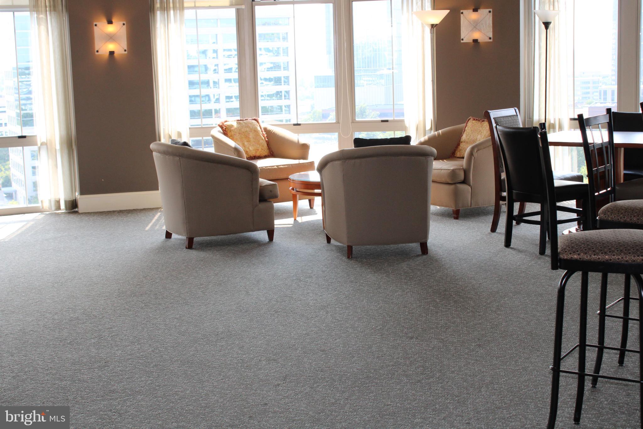 CARLTON HOUSE - Residential Lease