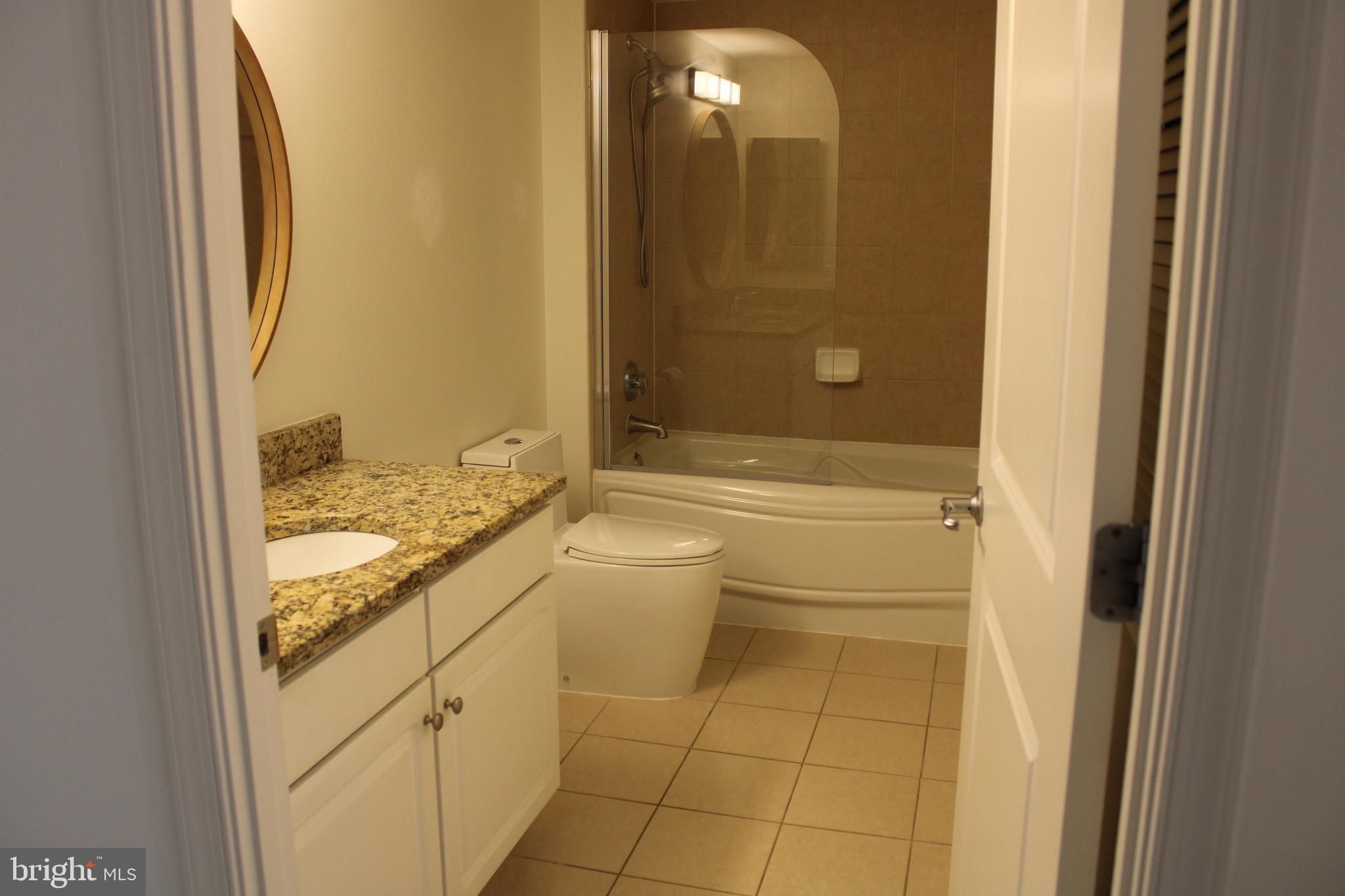 CARLTON HOUSE - Residential Lease