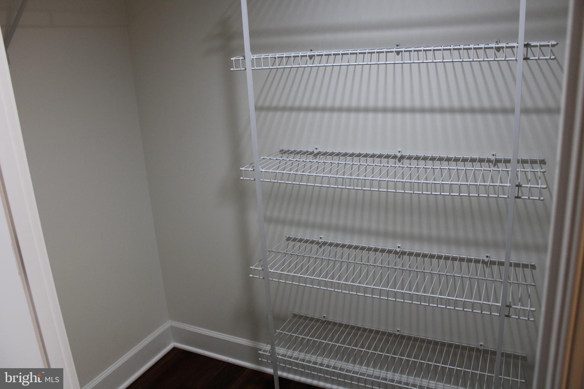 CARLTON HOUSE - Residential Lease