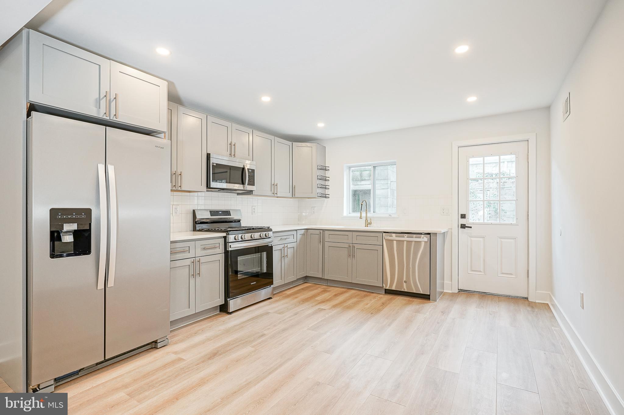 EAST PASSYUNK CROSSING - Residential