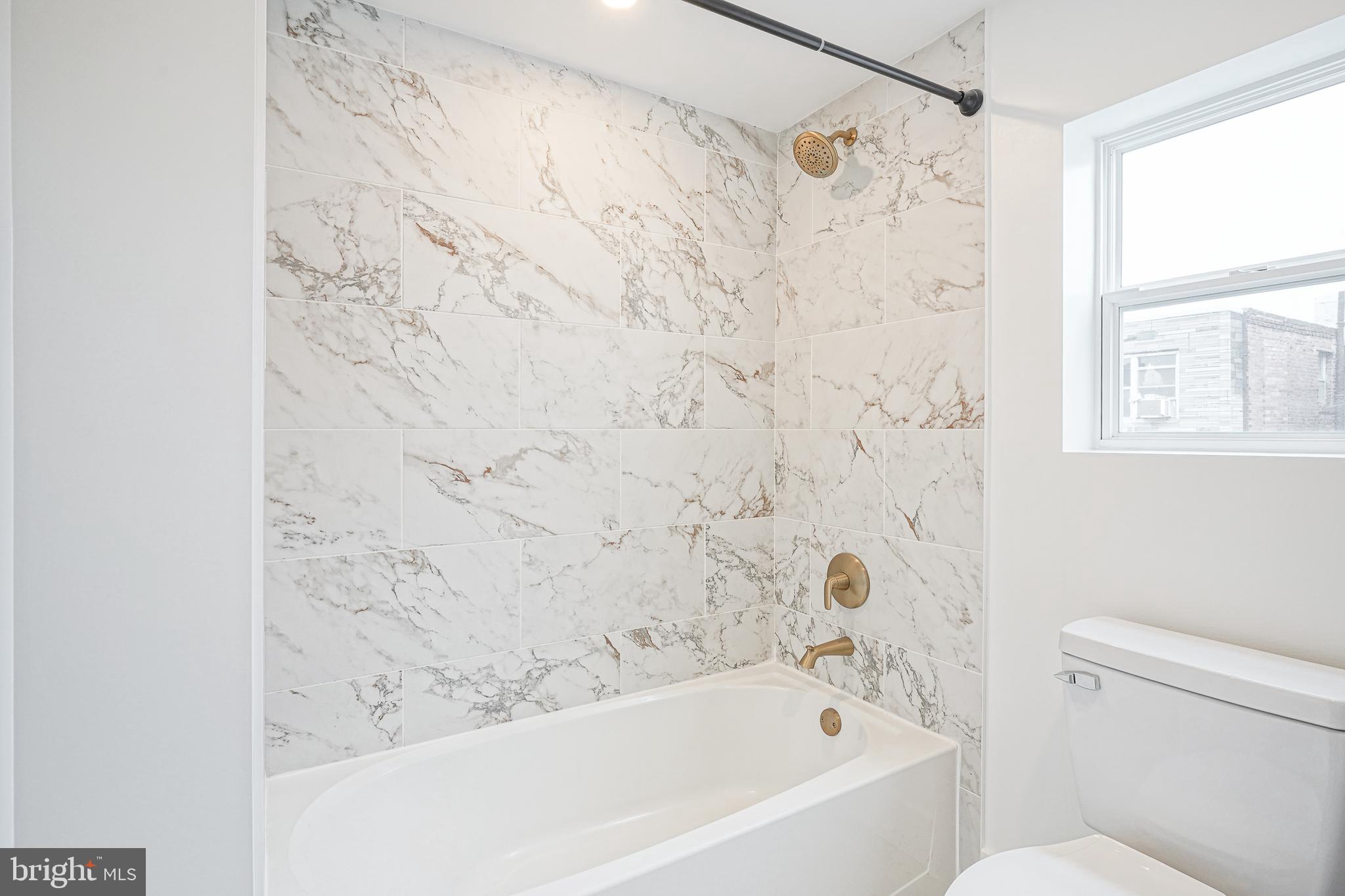 EAST PASSYUNK CROSSING - Residential