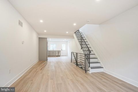 817 PIERCE STREET PHILADELPHIA PA 19148