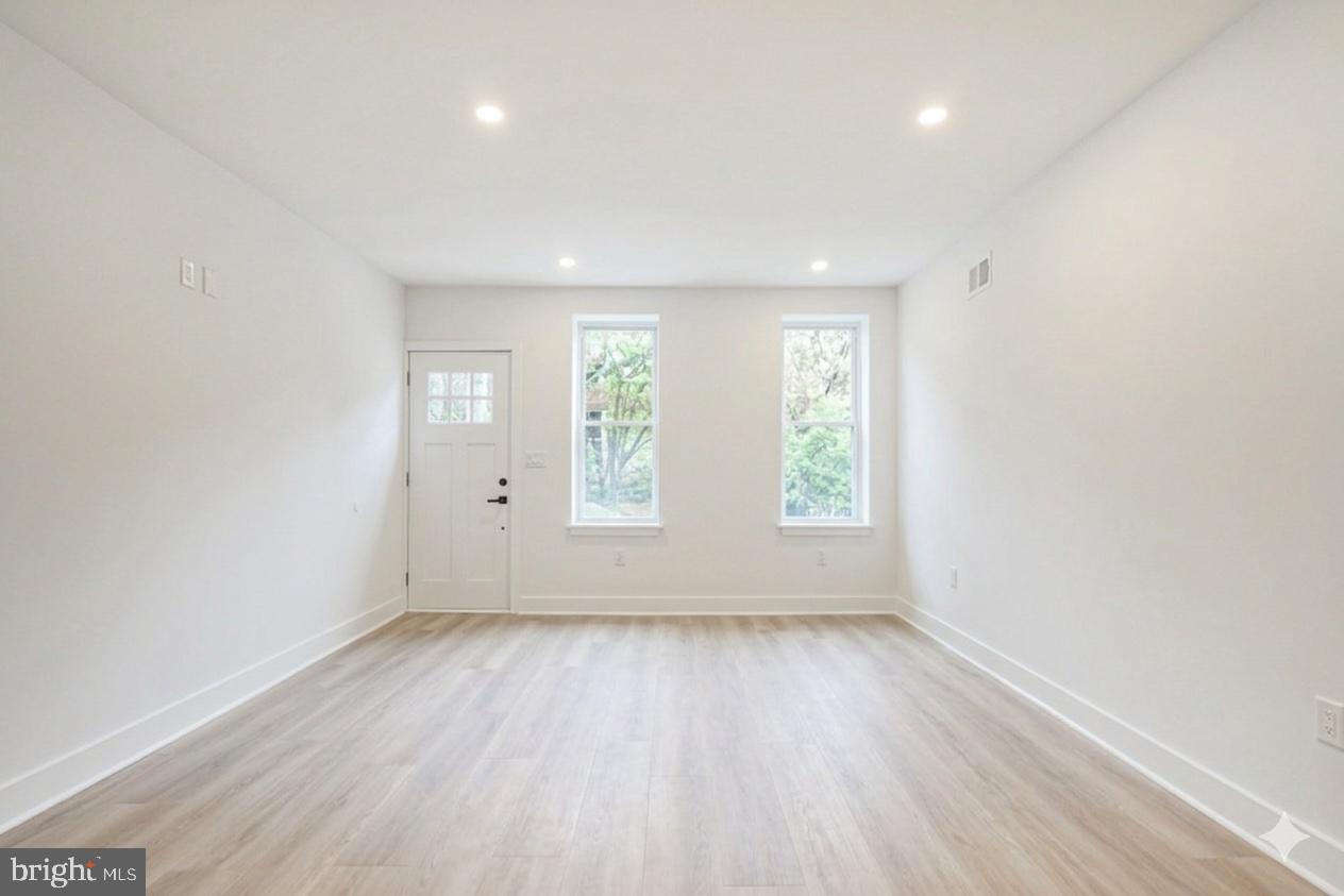 EAST PASSYUNK CROSSING - Residential