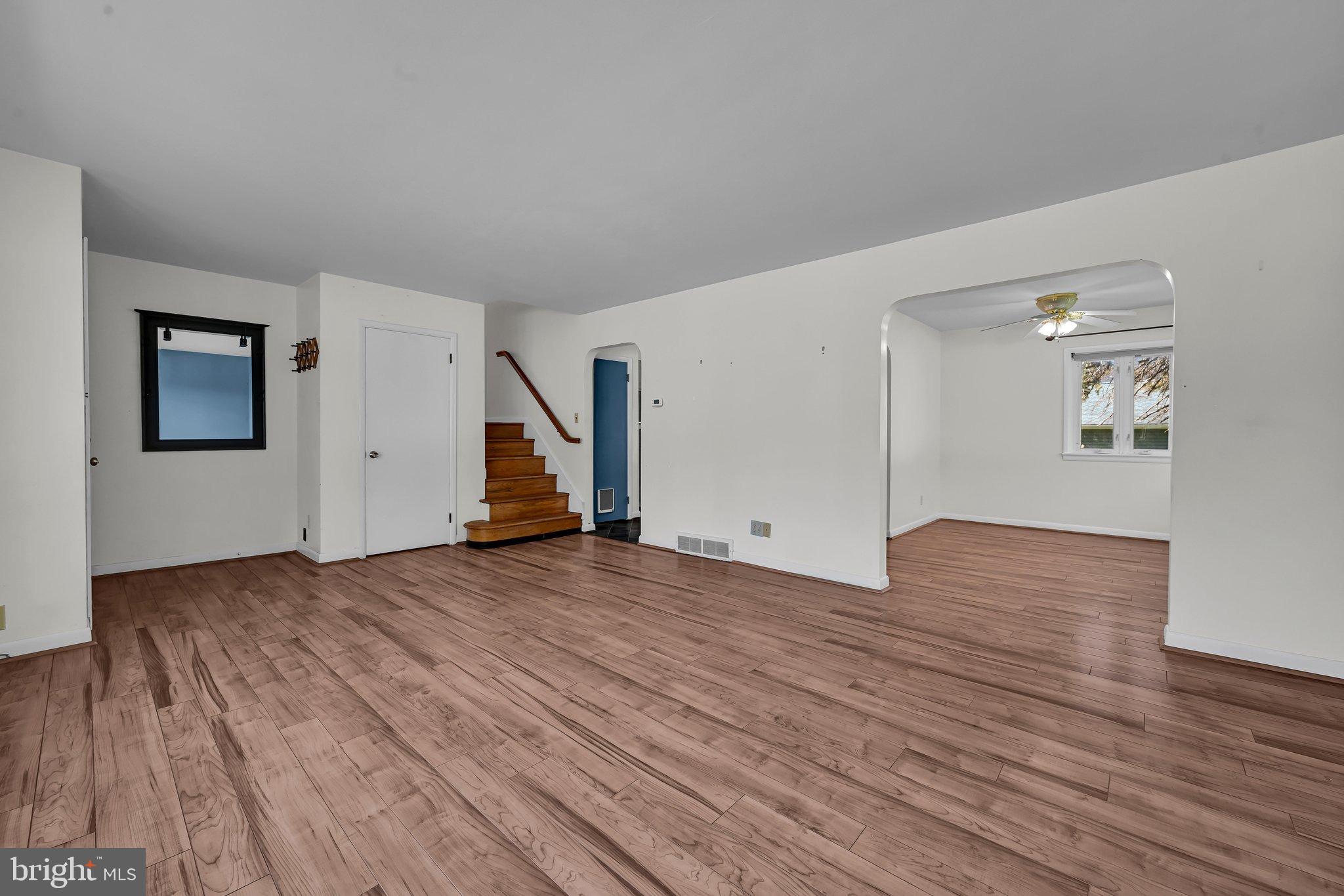290 E BROADWAY