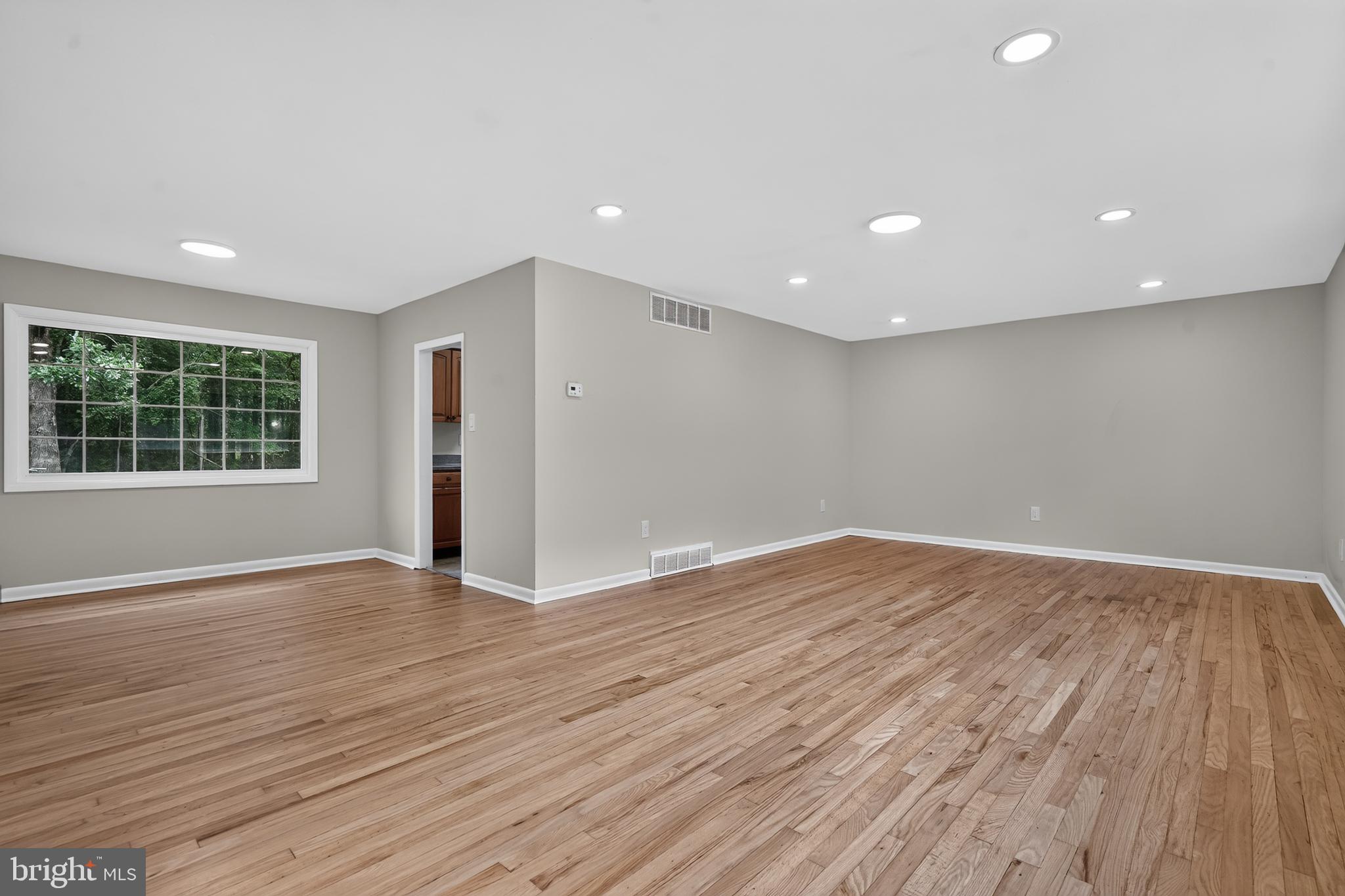 587 MAGNOLIA ROAD