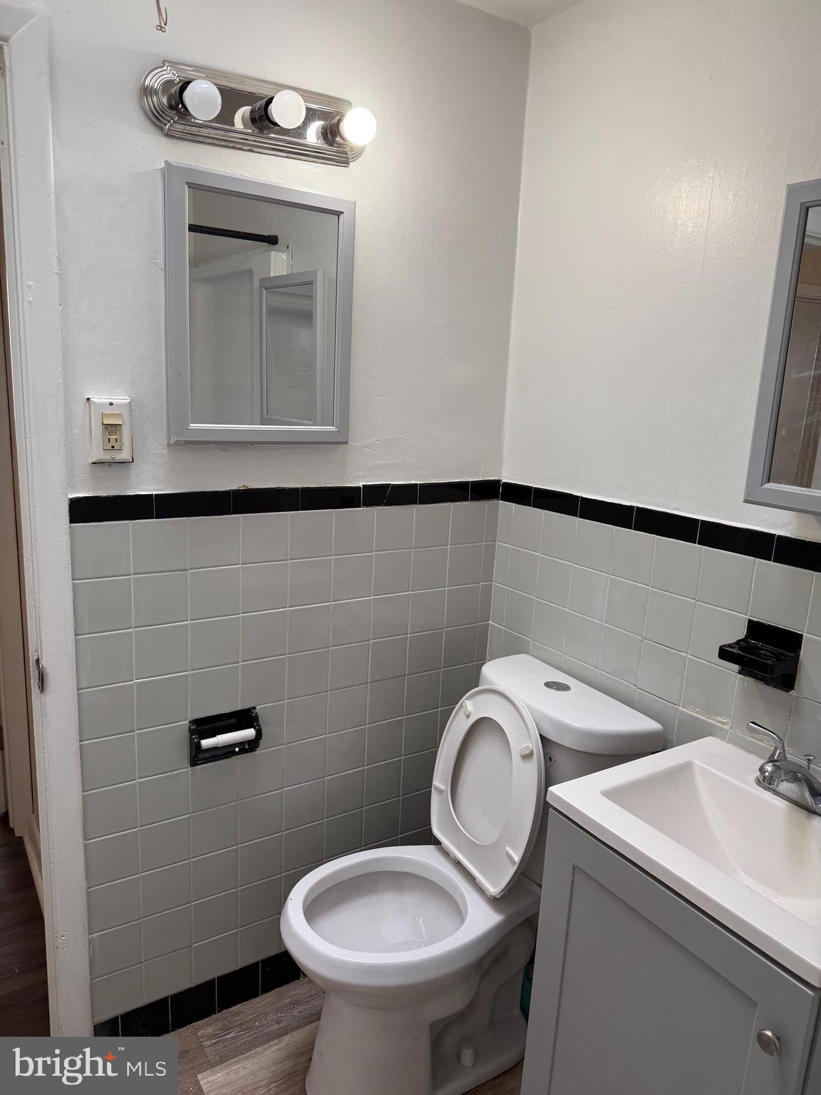 STONEHURST - Residential Lease