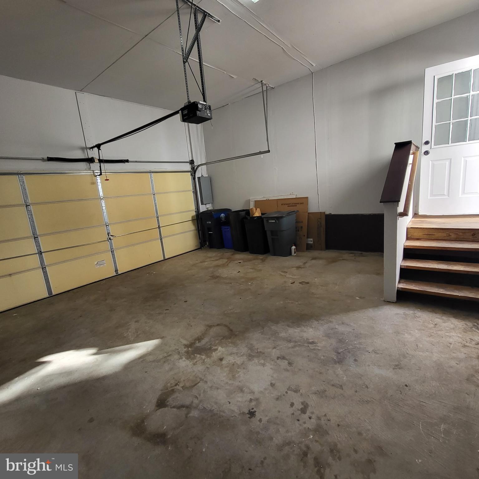 GREENWAY VILLAGE - Residential Lease