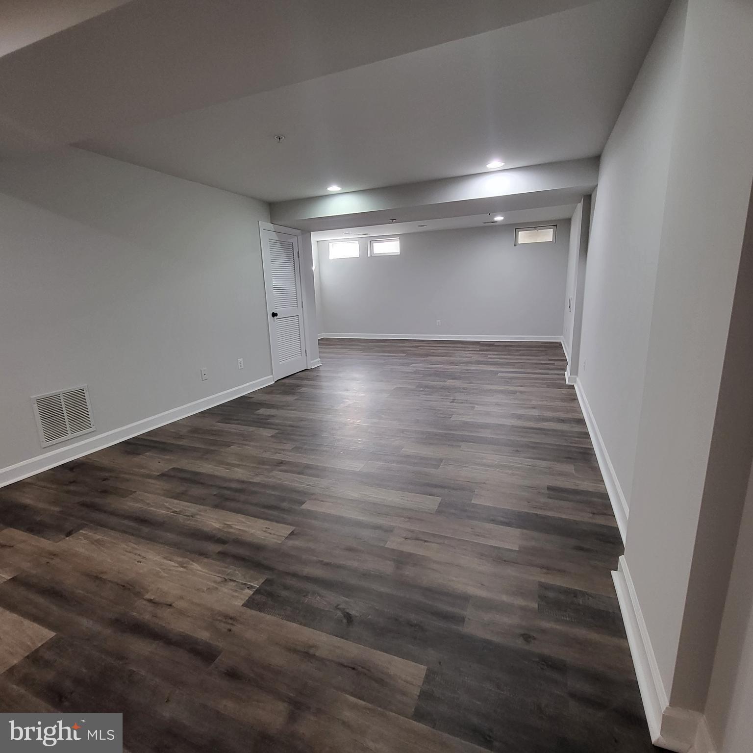 GREENWAY VILLAGE - Residential Lease