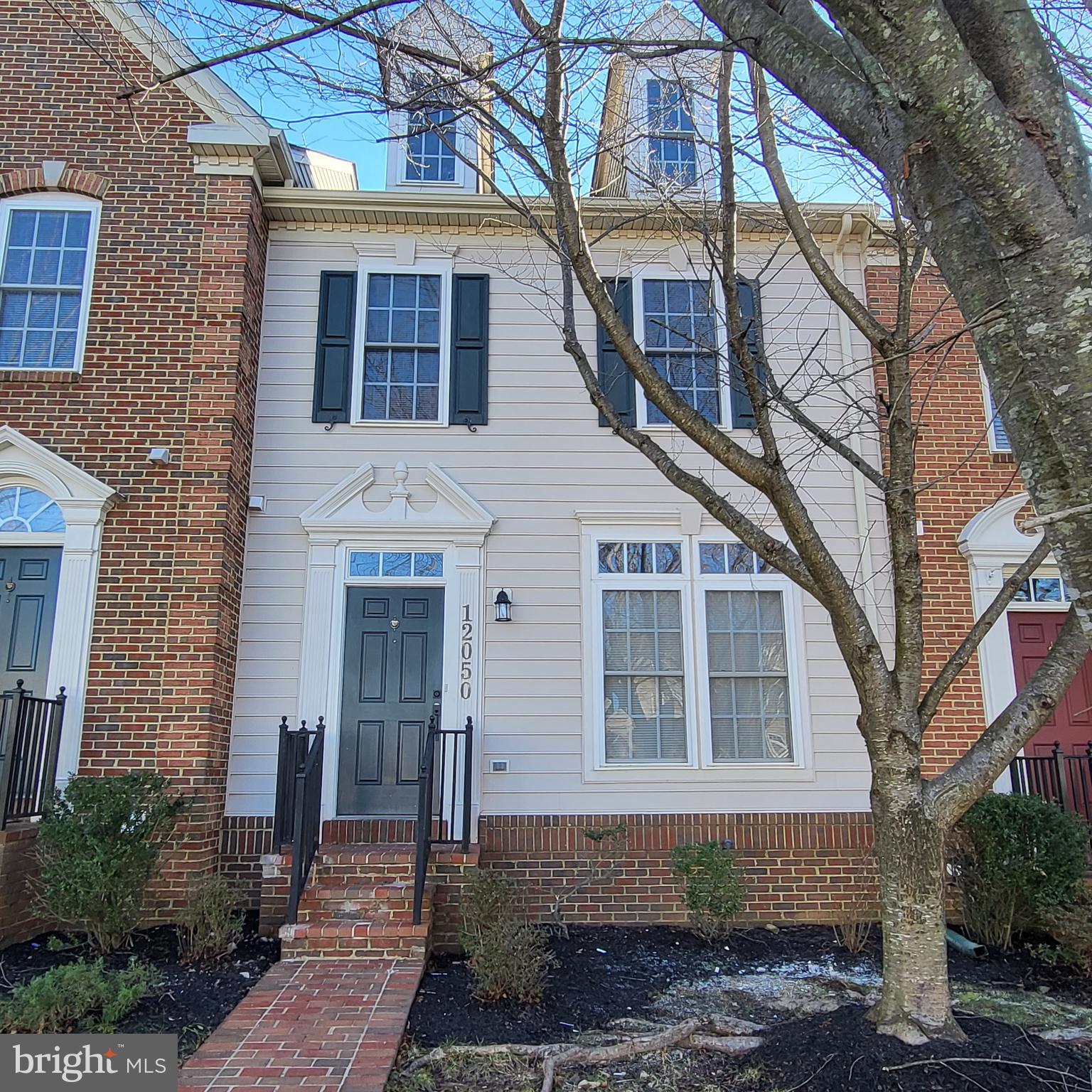 GREENWAY VILLAGE - Residential Lease